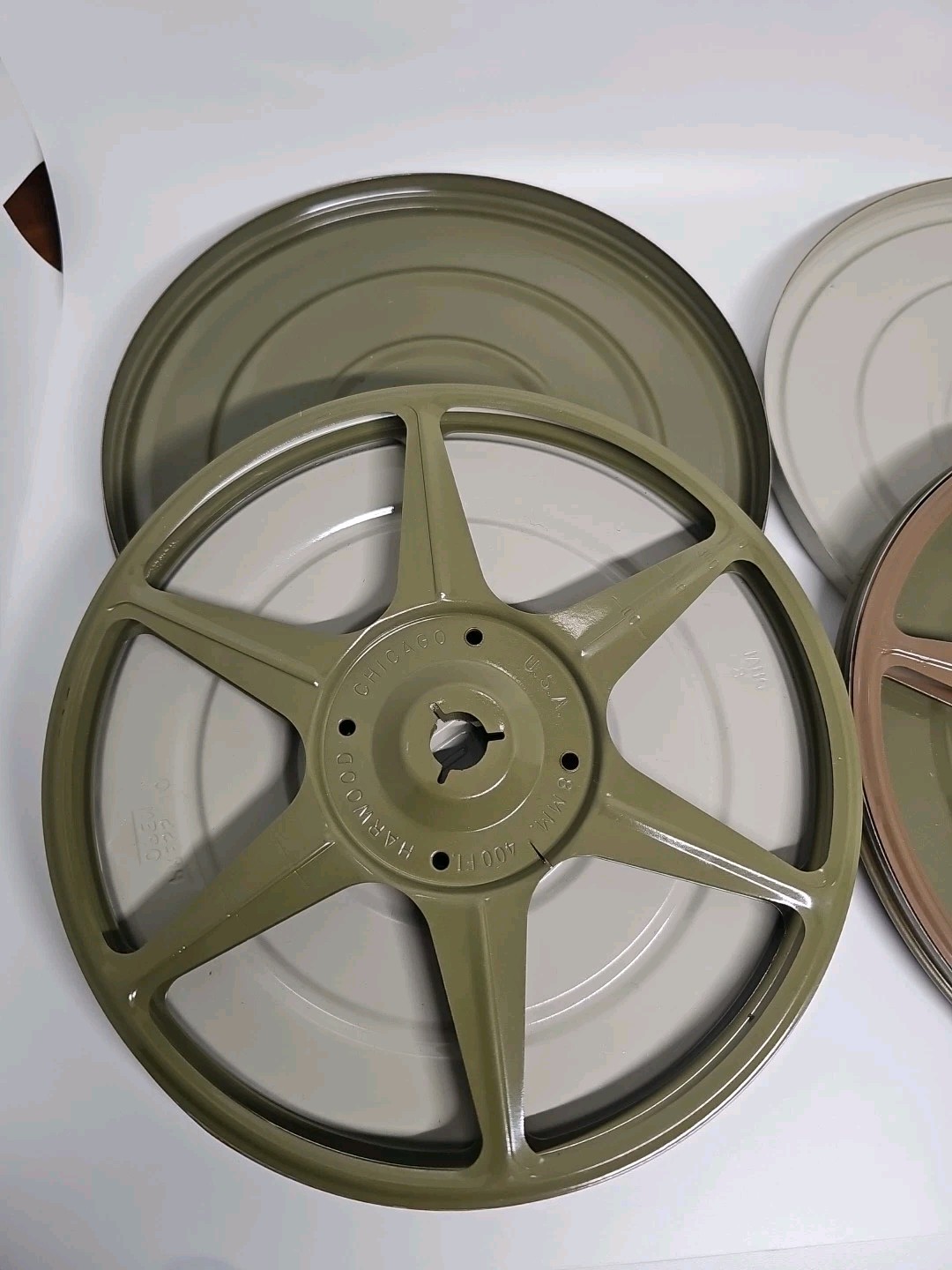 Vintage Pair Of Super 8mm 7” 400′ Matching Metal Green Movie Film Reels In Cans