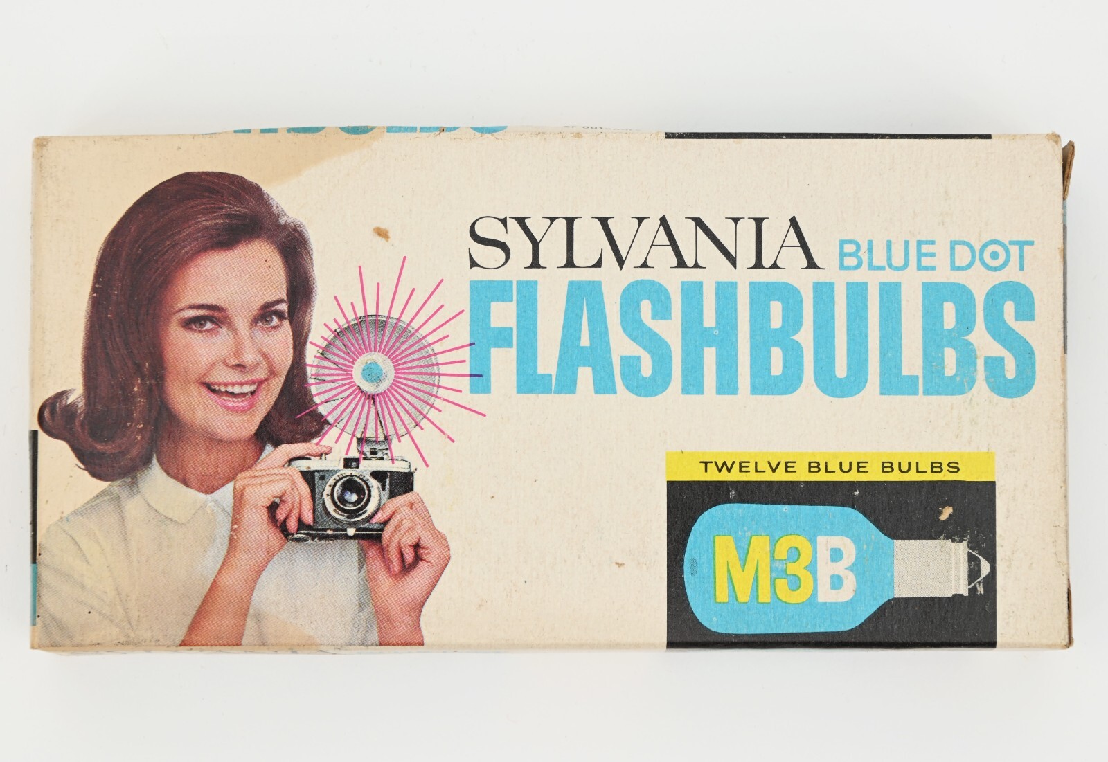 12-pack Vintage Sylvania Blue Dot Flashbulbs M3B with Original Packaging
