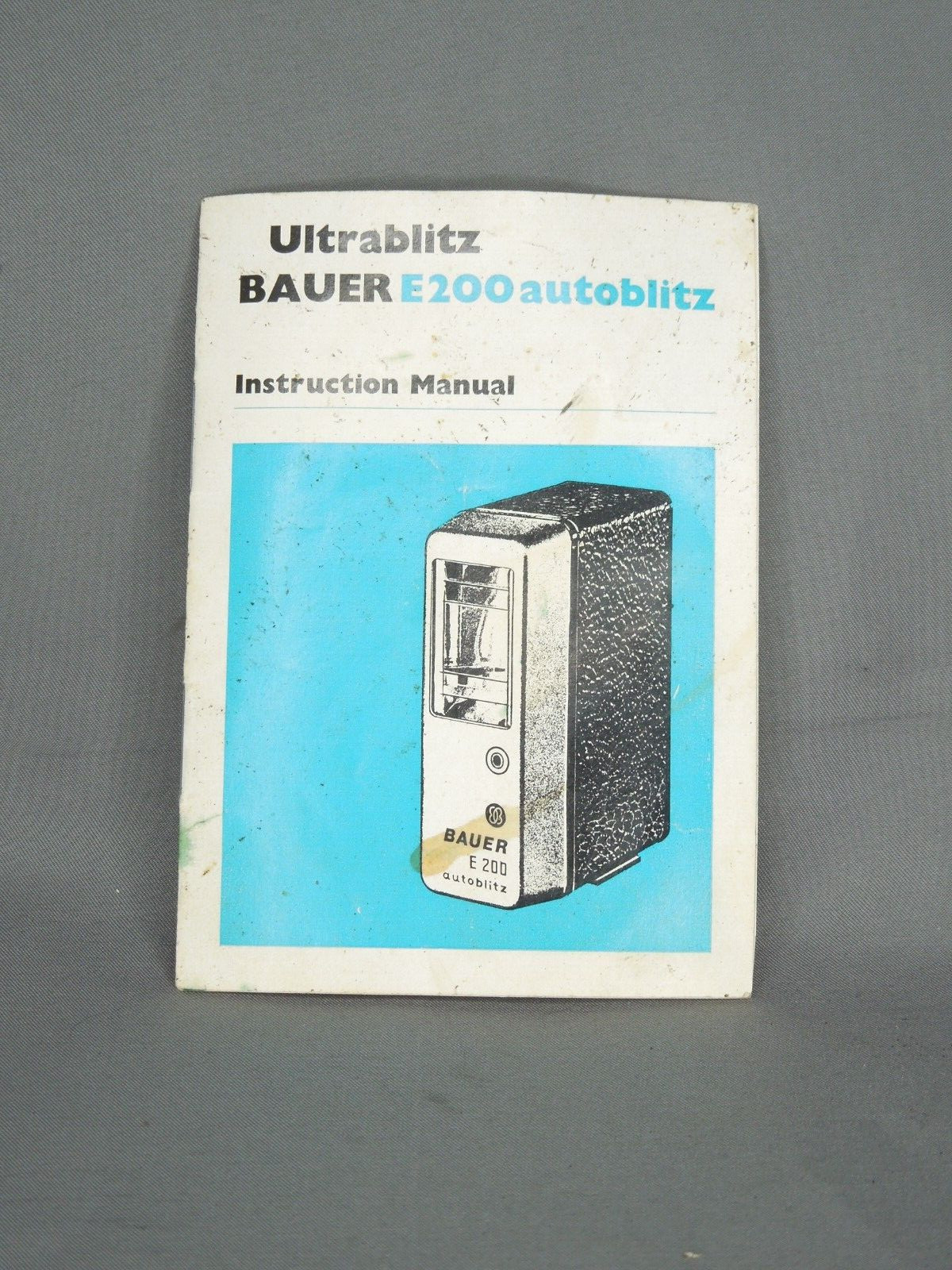 Vintage German Ultrablitz Bauer E200 Autoblitz Flash w/ Cord & Manual +Carrycase