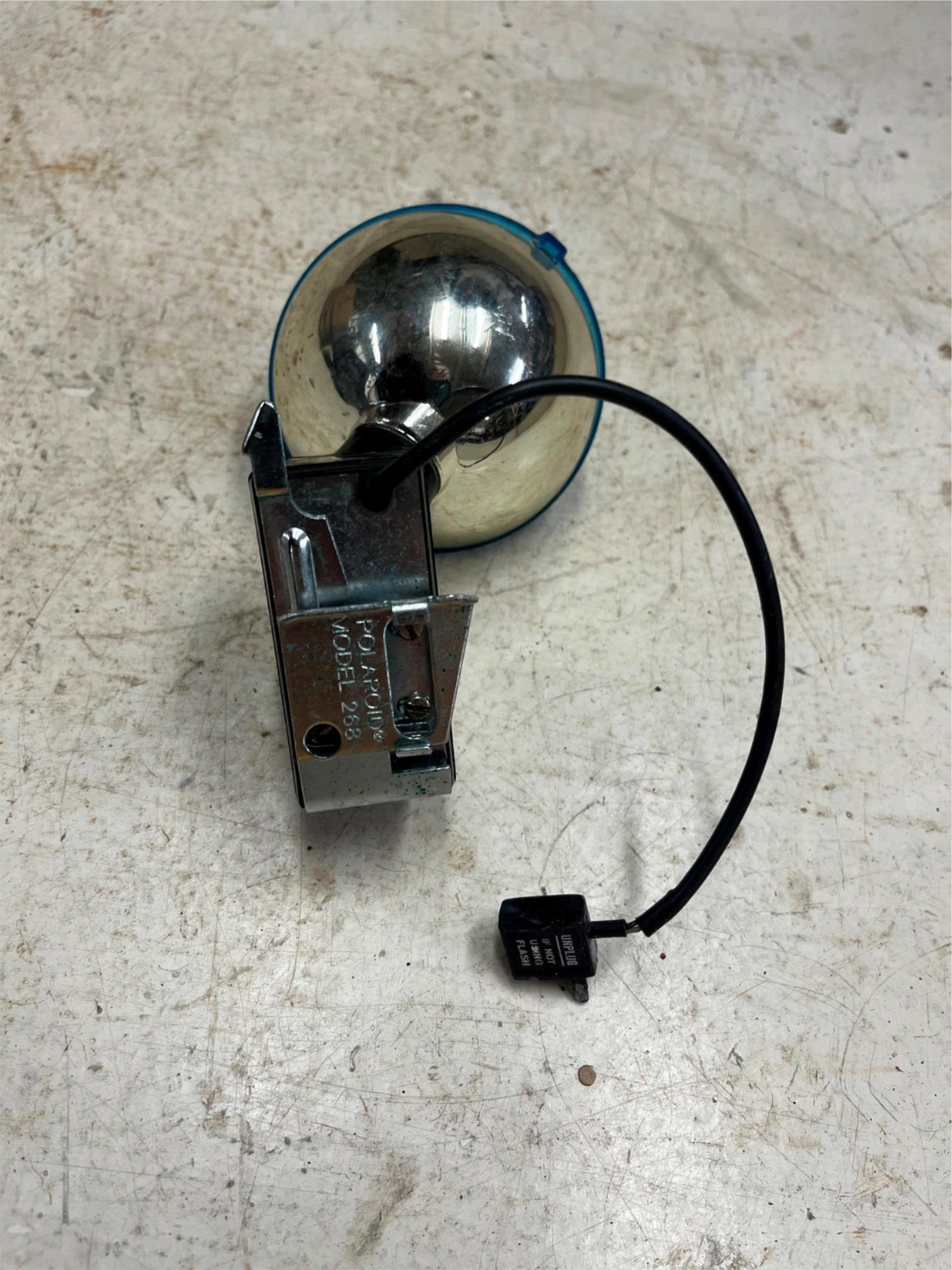 vtg Polaroid 268 flash gun for land bellows packfilm cameras: 100 240 250 350