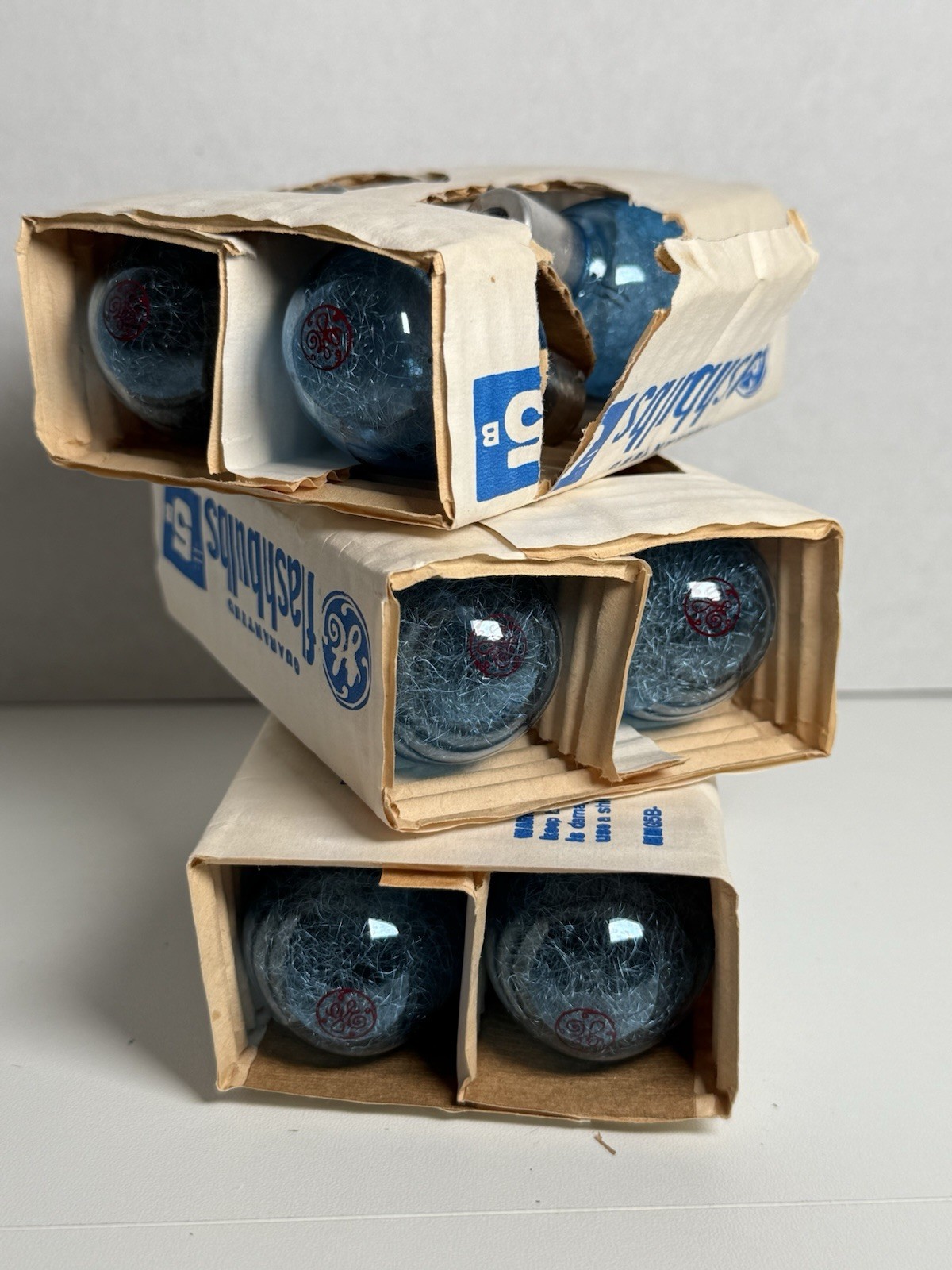 Vintage General Electric GE 5B Flash Bulbs For Camera Blue Box of 12 Unused