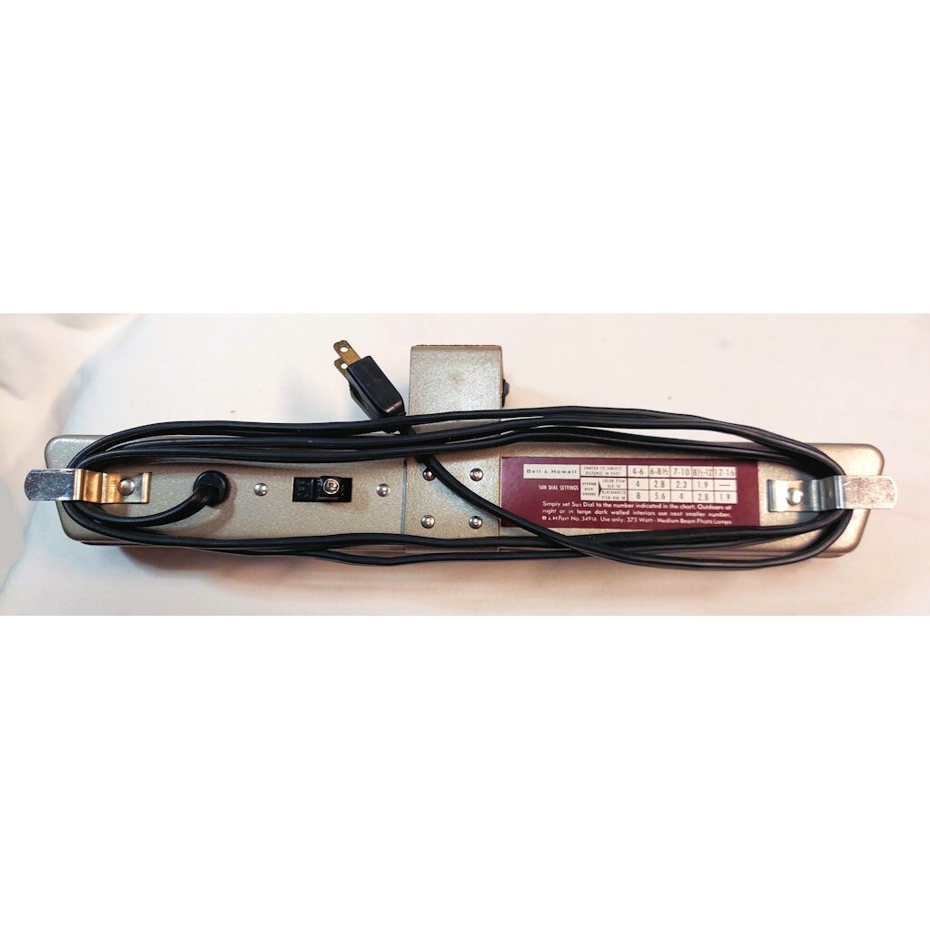 VINTAGE Bell & Howell Flood Light Bar Film Photo Video Studio 34916 *Tested