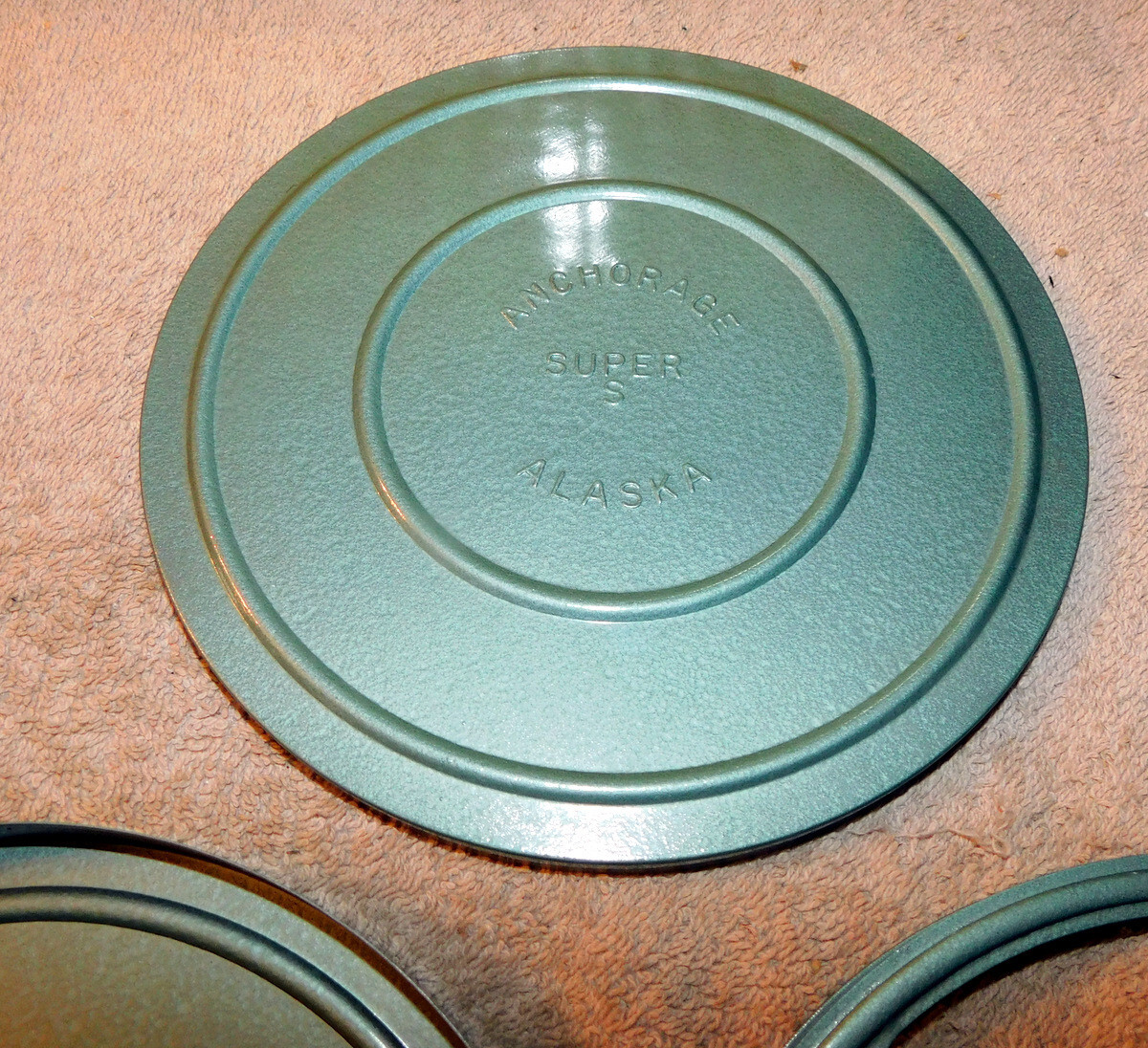 8mm Metal Film Reel Tin Can Canisters & Reels Anchorage Alaska “Super S” RARE
