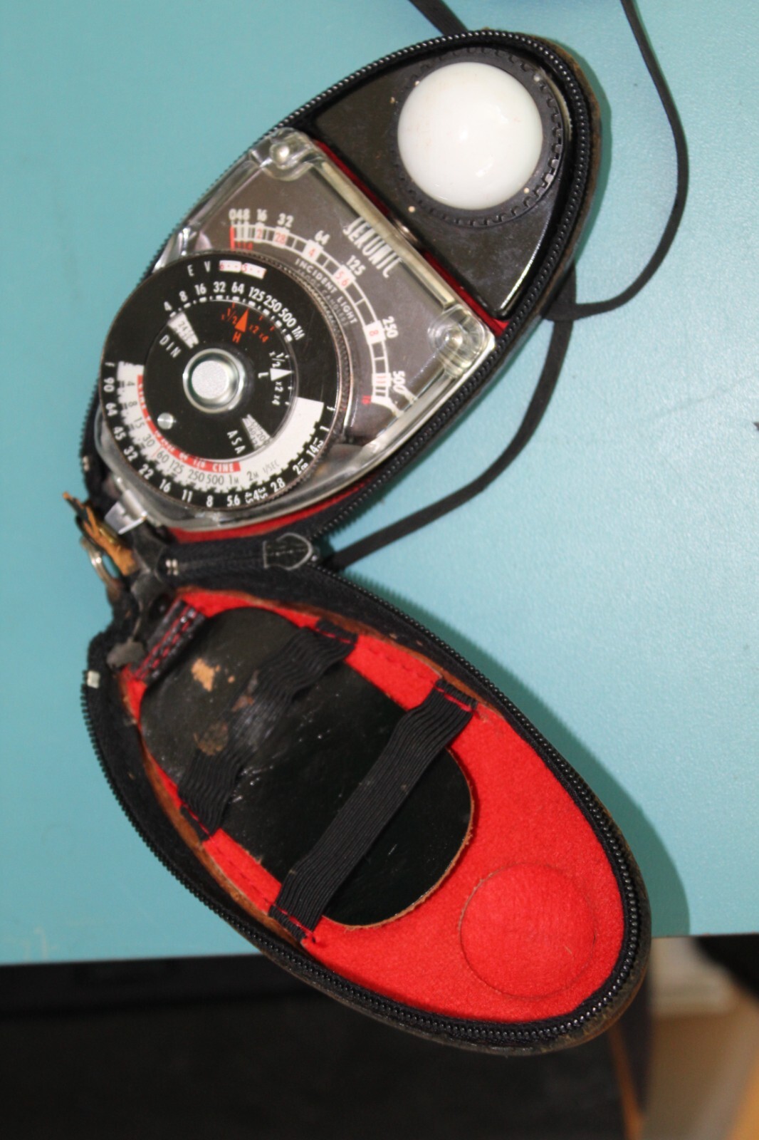 SEKONIC Studio Deluxe L-28 C2 Light Exposure Meter + Slide + Case 620904 1970’s?