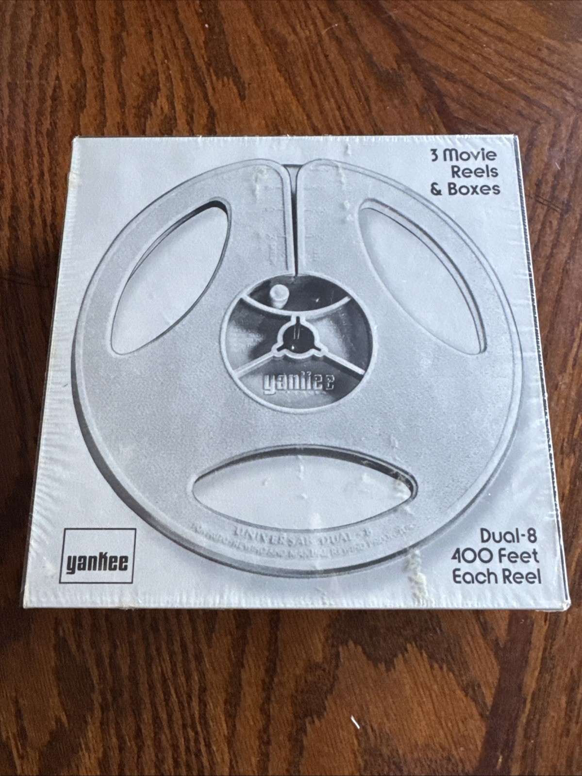 Yanhee Dual-8 Movie Reel set 3 400 Foot Capacity Reels/Storage Boxes
