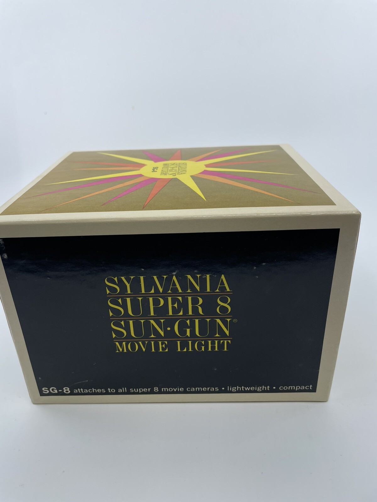 Vintage Sylvania Super 8 Sun-Gun Movie Light Model SG-8 With Box And Manual