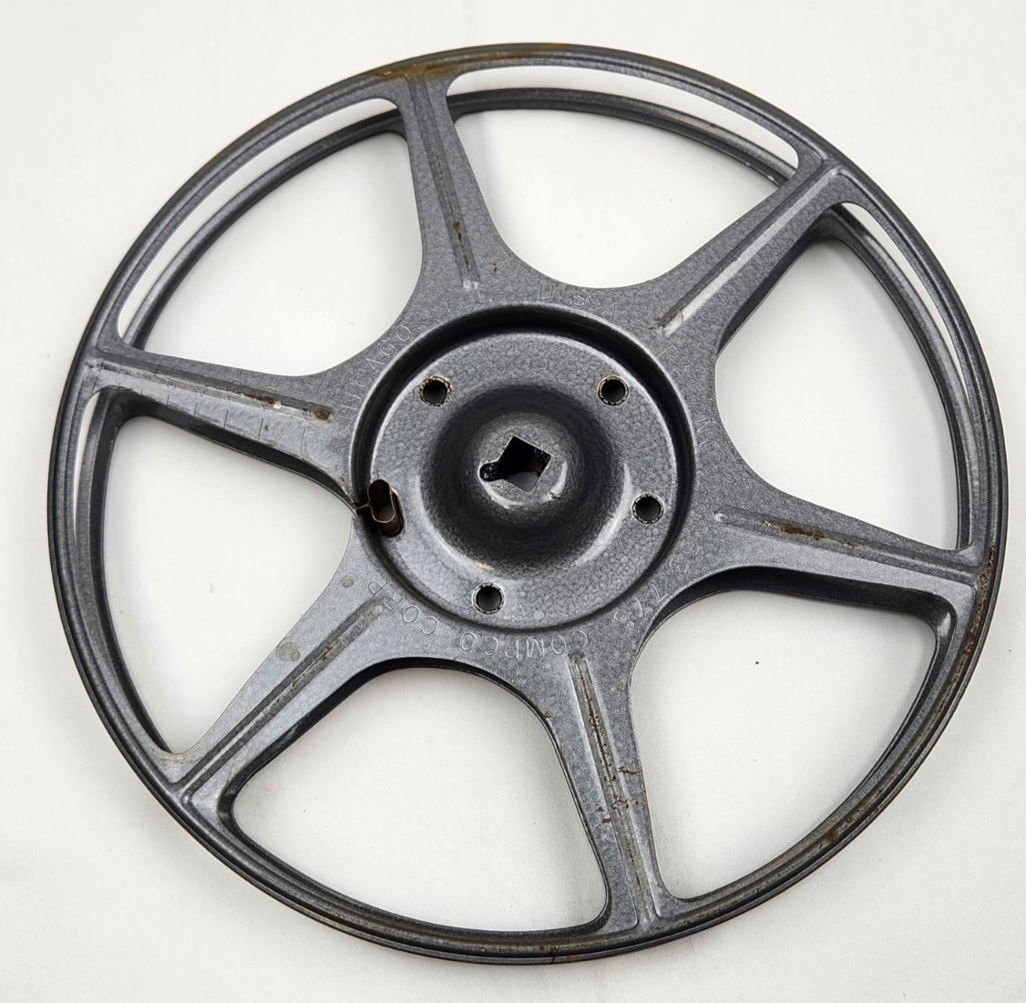 Compco 16mm Auto-Take-Up Film Reel with Can, 7-Inch / 400 ft. Vintage 1950’s