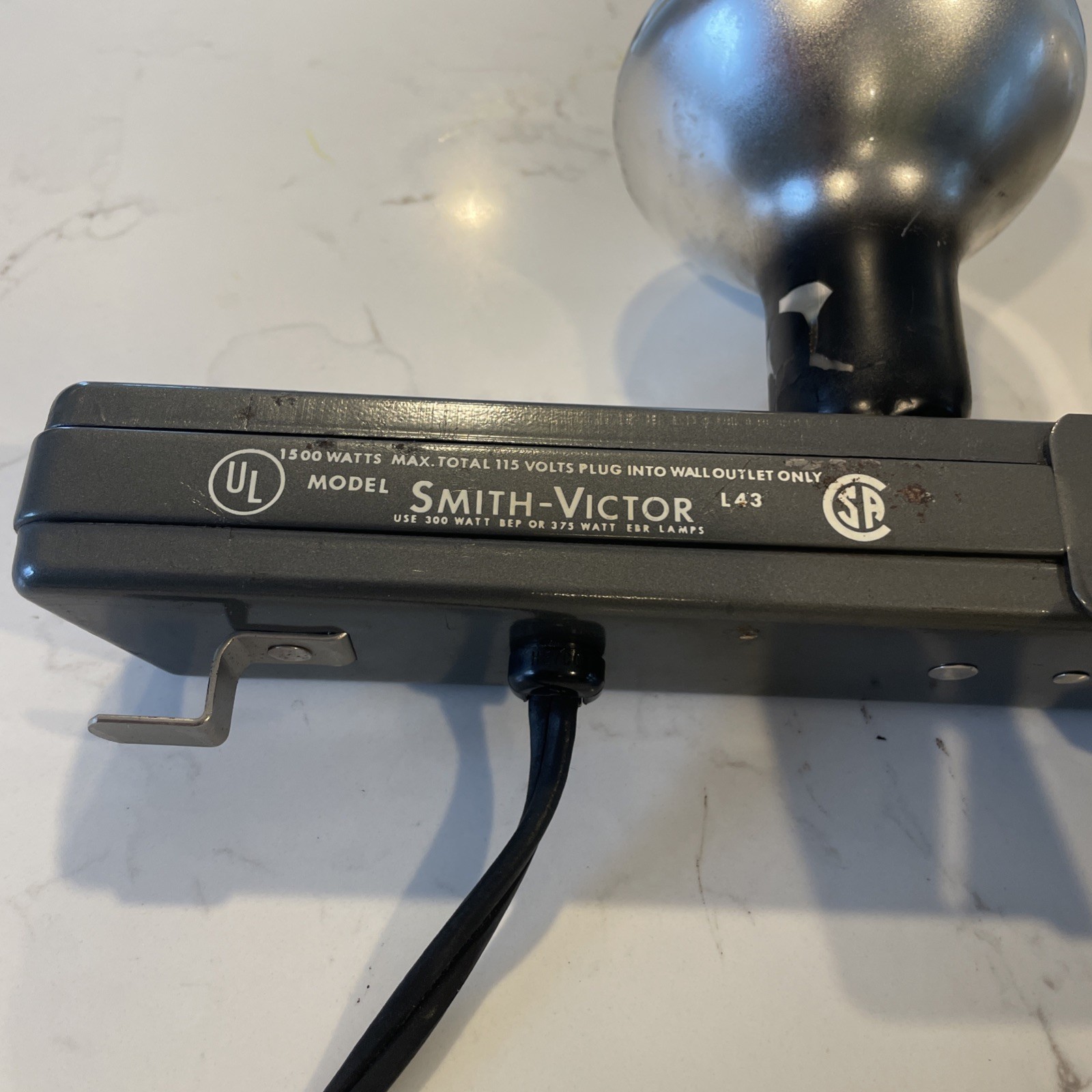 Vintage Smith Victor L43 Indoor Outdoor Movie Light Bar Tested Working