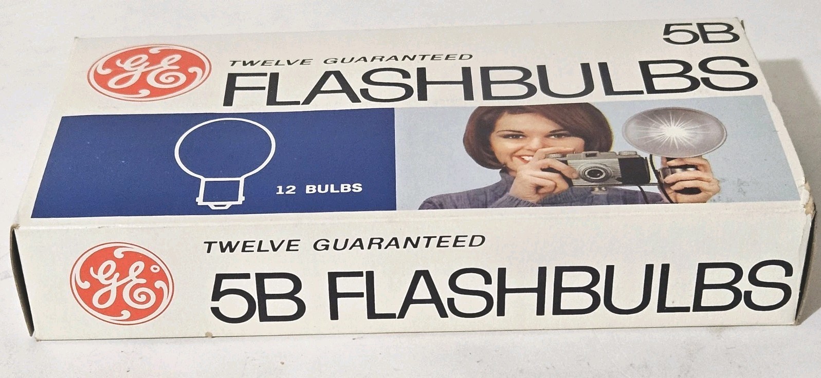 Vintage General Electric GE 5B Camera Flash Bulbs Blue Box of 12 – NOS