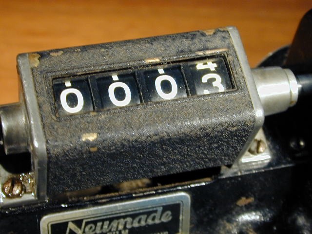 NEUMADE 16MM FILM MEASURING MACHINE MODEL HM-5-S ON PAINTED METAL BASE