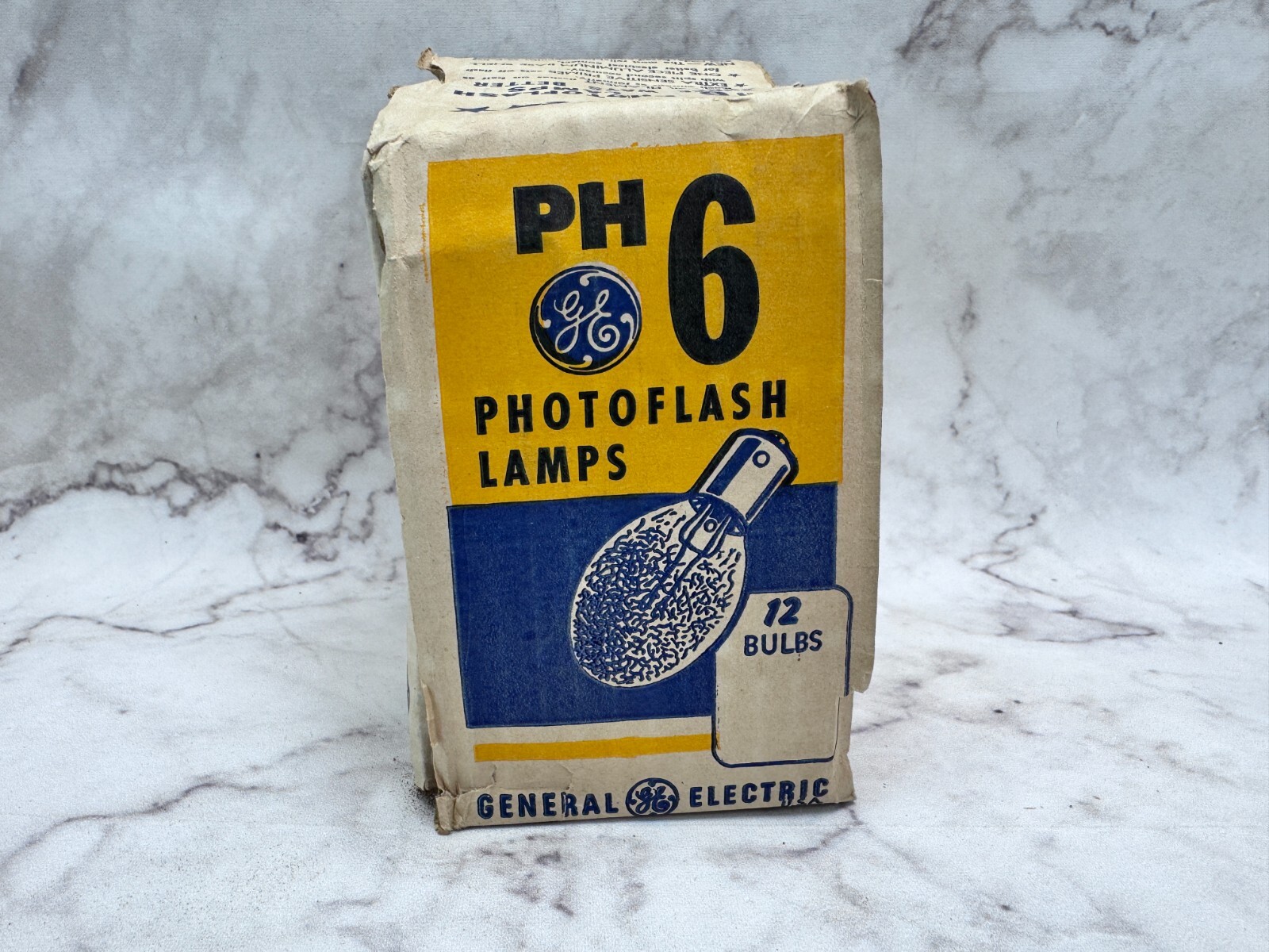 Vintage GE PH6 Photoflash Lamps Class FP Focal Plane Package of 12 Bulbs