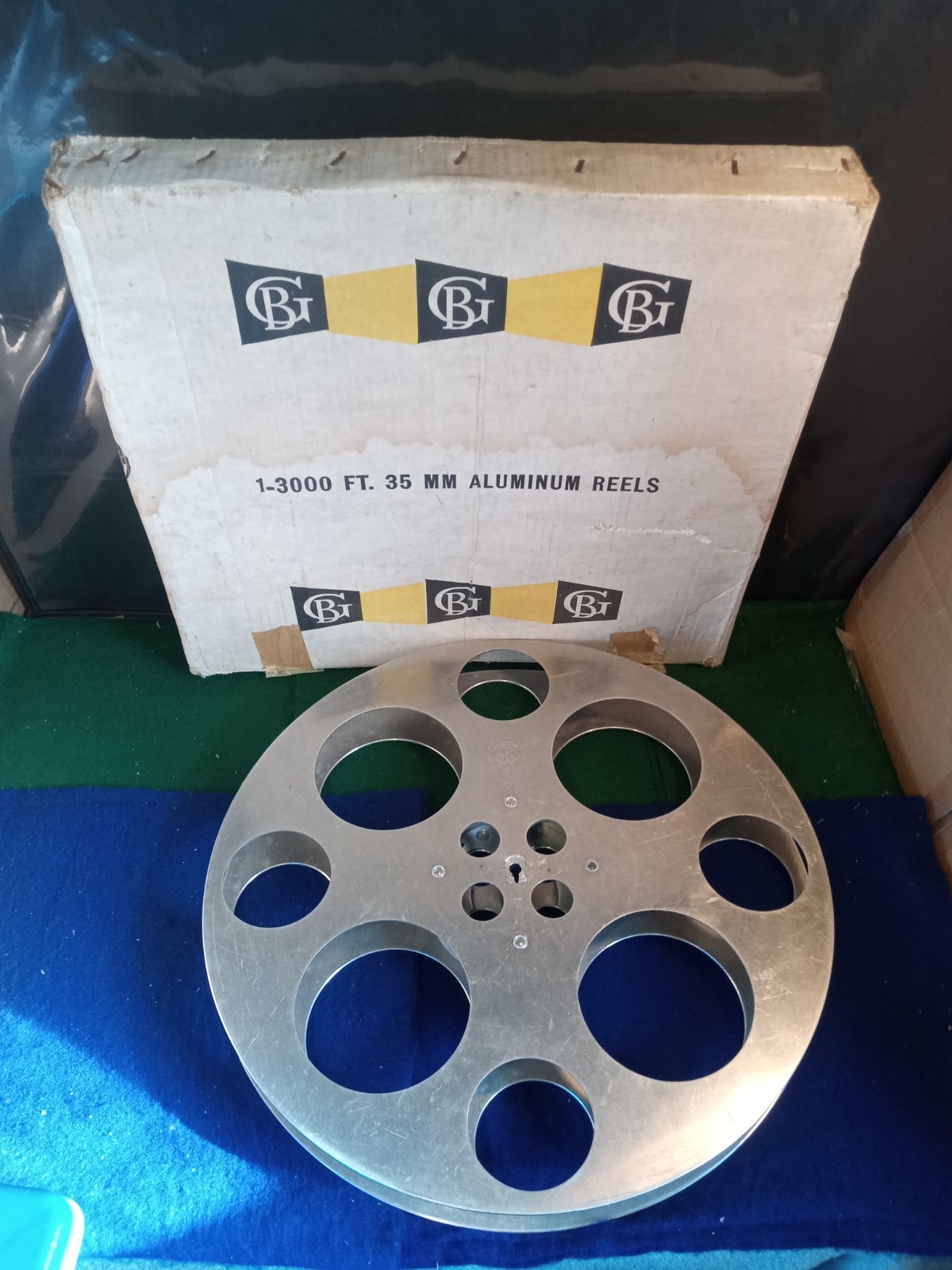 Vintage Goldberg Bros 35mm 3000 Ft Aluminum Movie Film Reel w/ Original Box