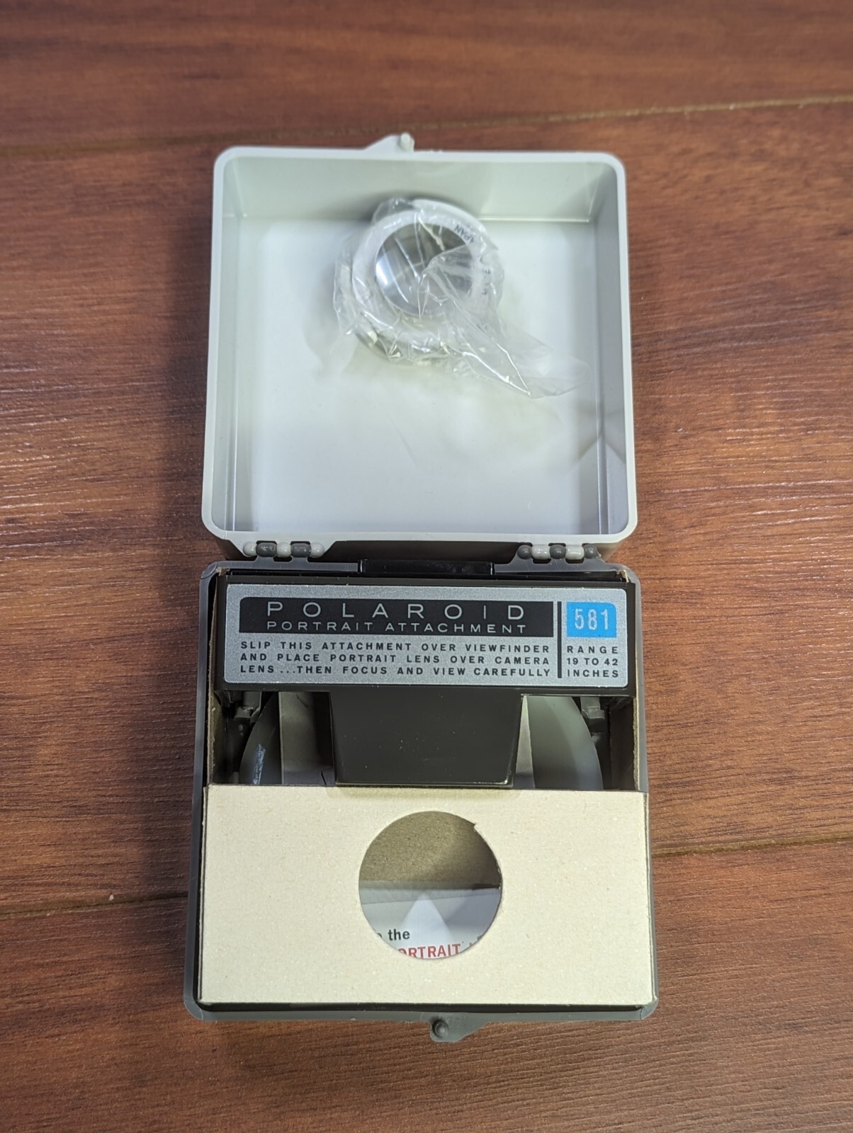 Vintage Polaroid Portrait Kit #581 NIOB New In Open Box Excellent Condition