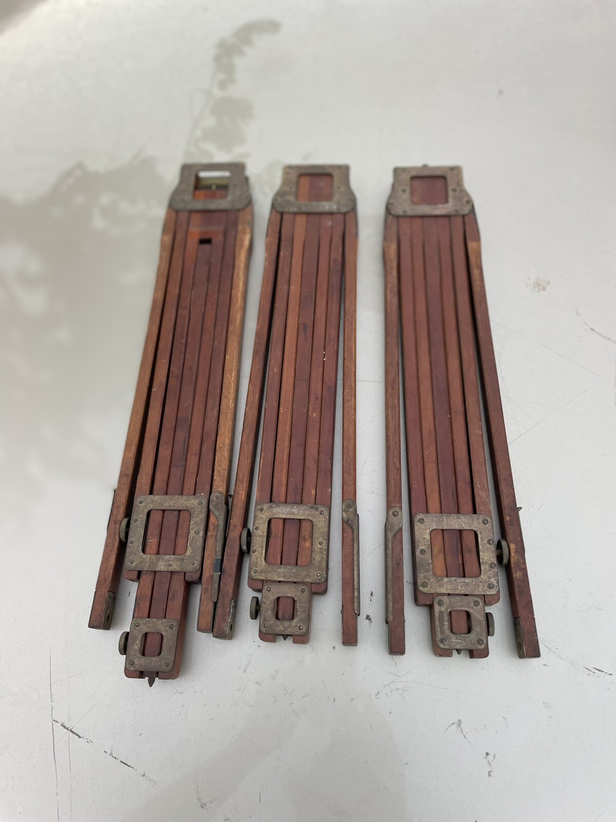 3 Eastman Kodak Folmer & Schwing crown tripod No 2
