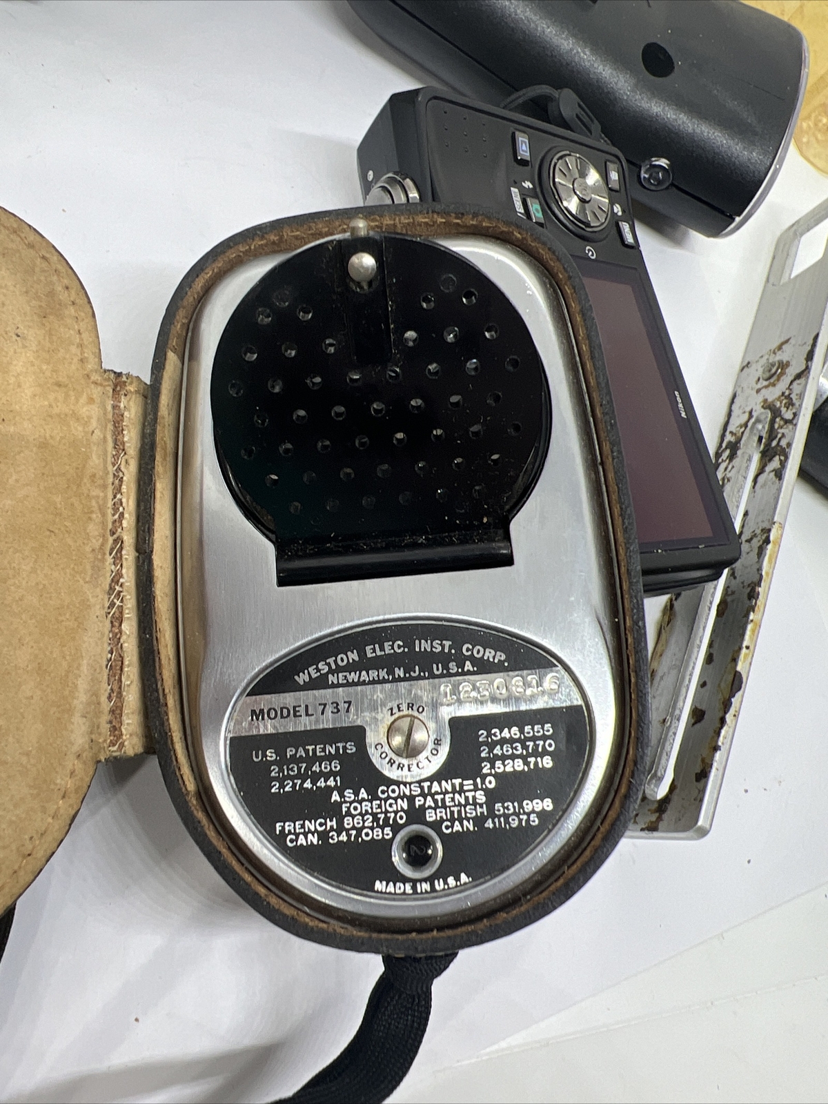 None Tested Nikon Coolpix Brockway BC Bell Weston Master Meter Flash Handle