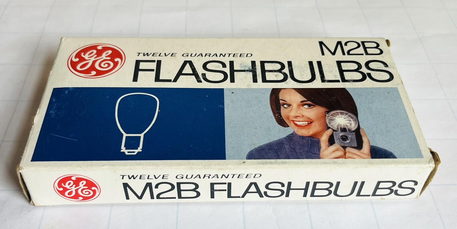 GE General Electric 2B Flashbulb 12 New Bulbs Box Vtg Camera Flashbulbs