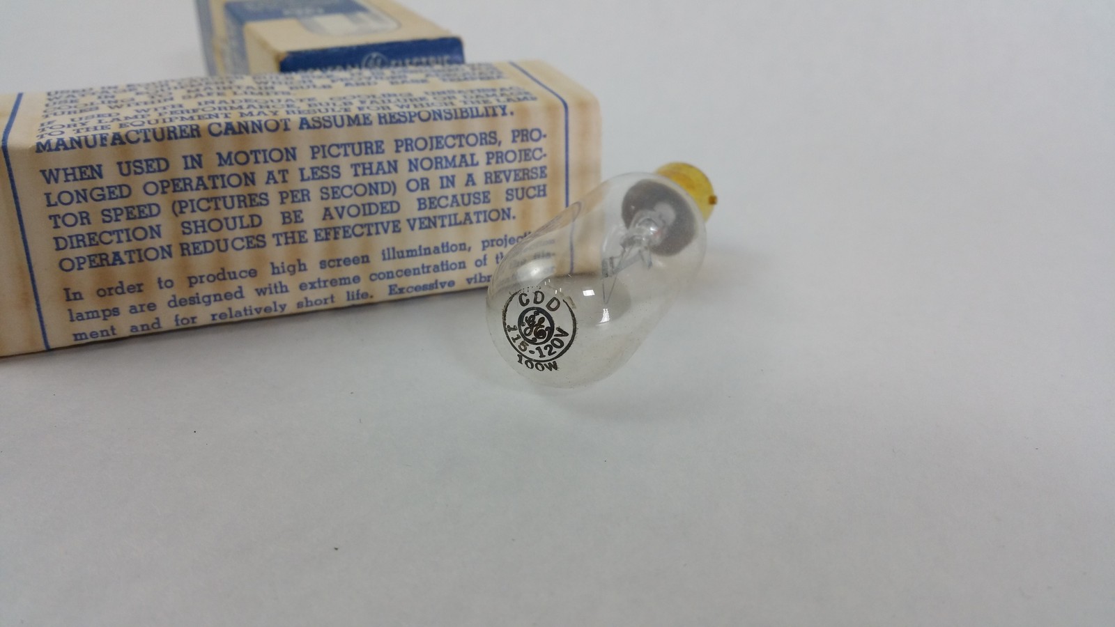 New GE CCD Vintage Precision Lamp For Optical Devices 115-112V 100Watts
