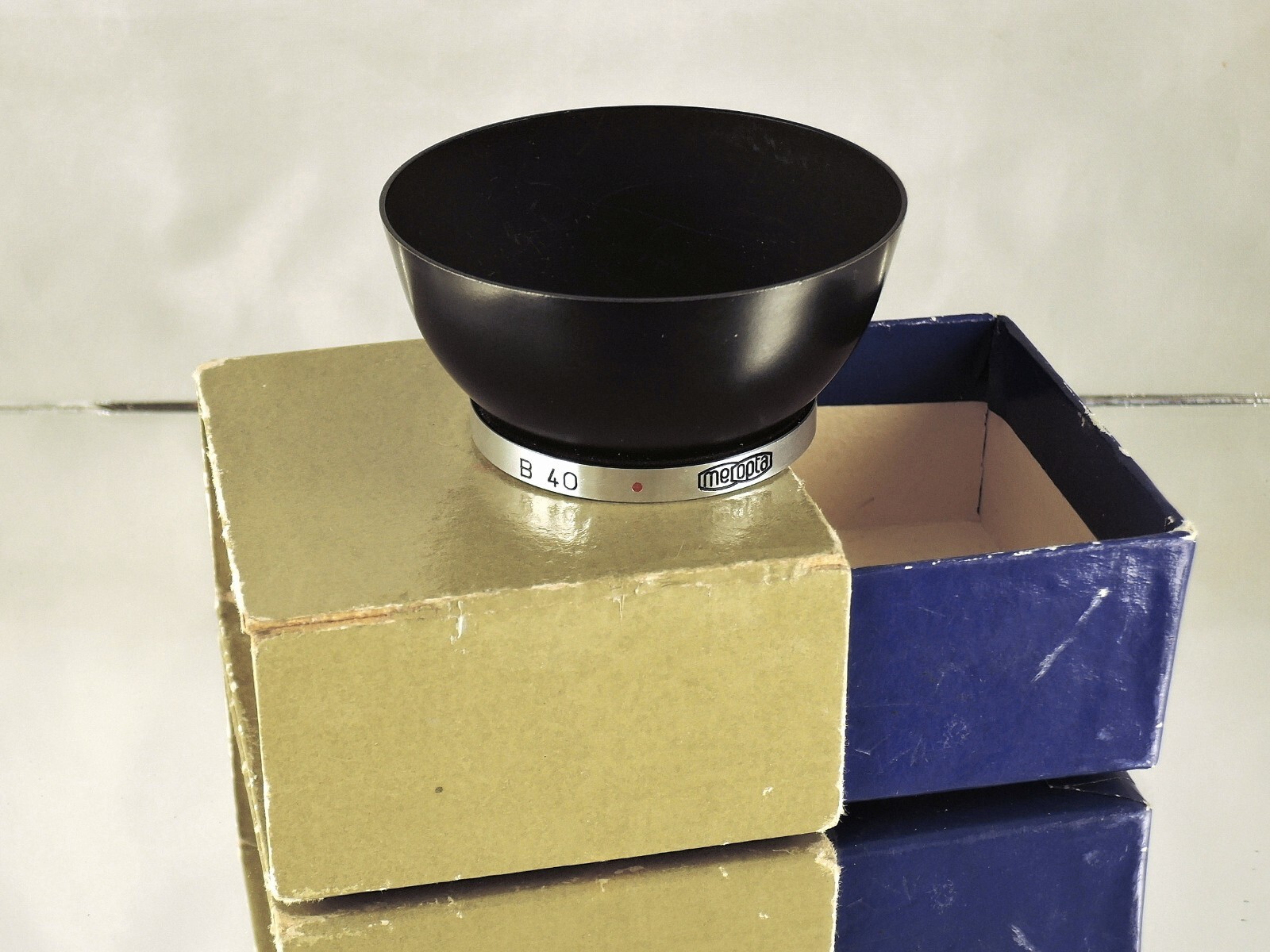 Shade hood Flexaret Meopta round bayonet B40 metal + Genuine box NICE