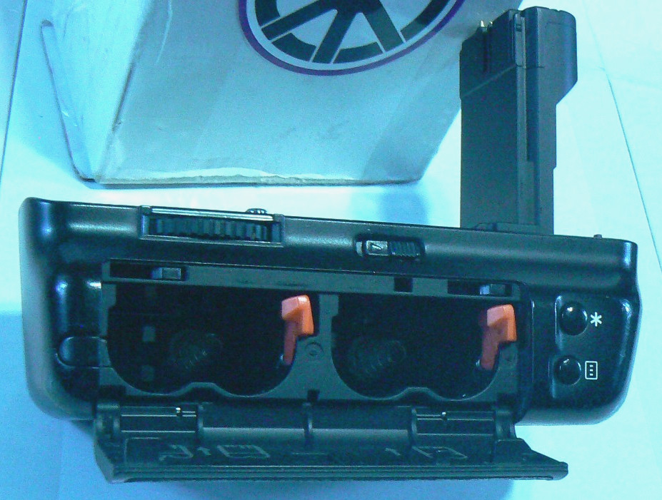 Canon Battery Pack Grip BG-ED3 – Made in Japan