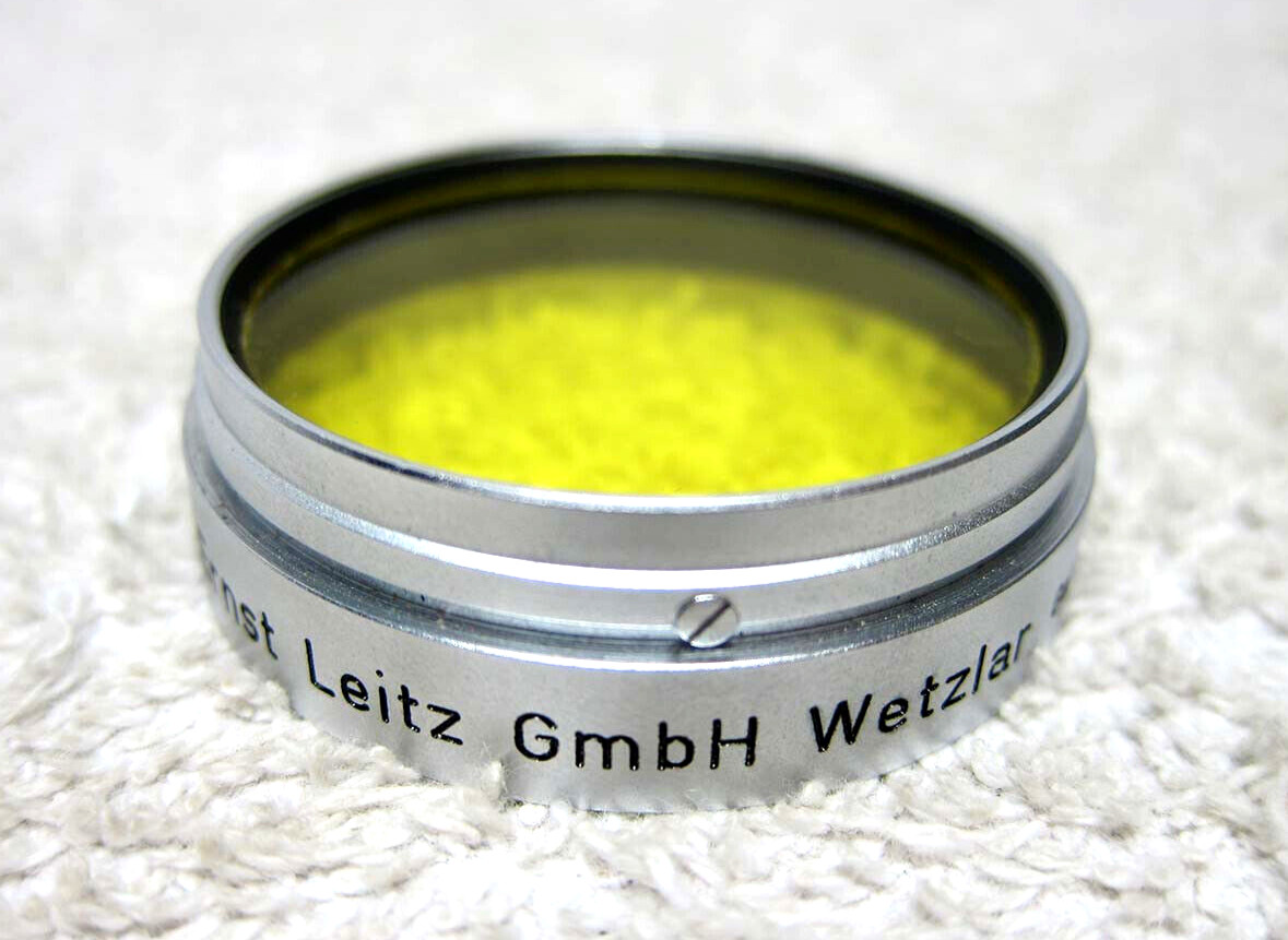 MINTY Vintage LEICA #2 YELLOW Push-On Lens FILTER- XROOU. LEITZ Wetzlar Summarit