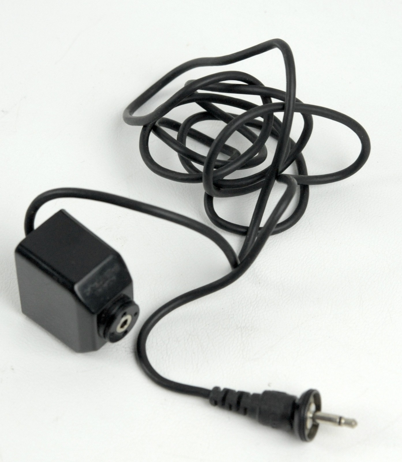 Asahi Pentax 6×7 Remote Battery Cord Battery Adapter – JAPAN
