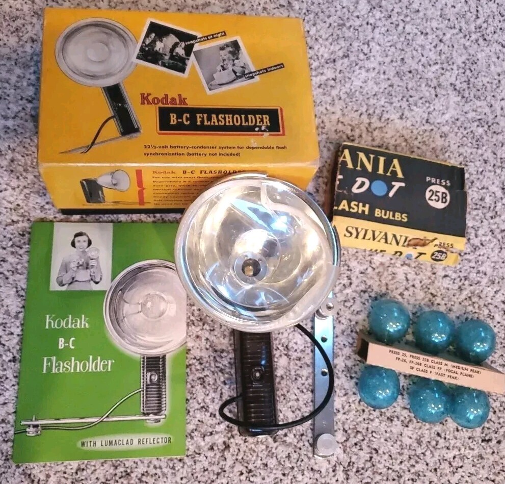 KODAK B-C FLASHOLDER Brown Original Book Bracket Box Booklet 6 Flash Bulbs 1950s