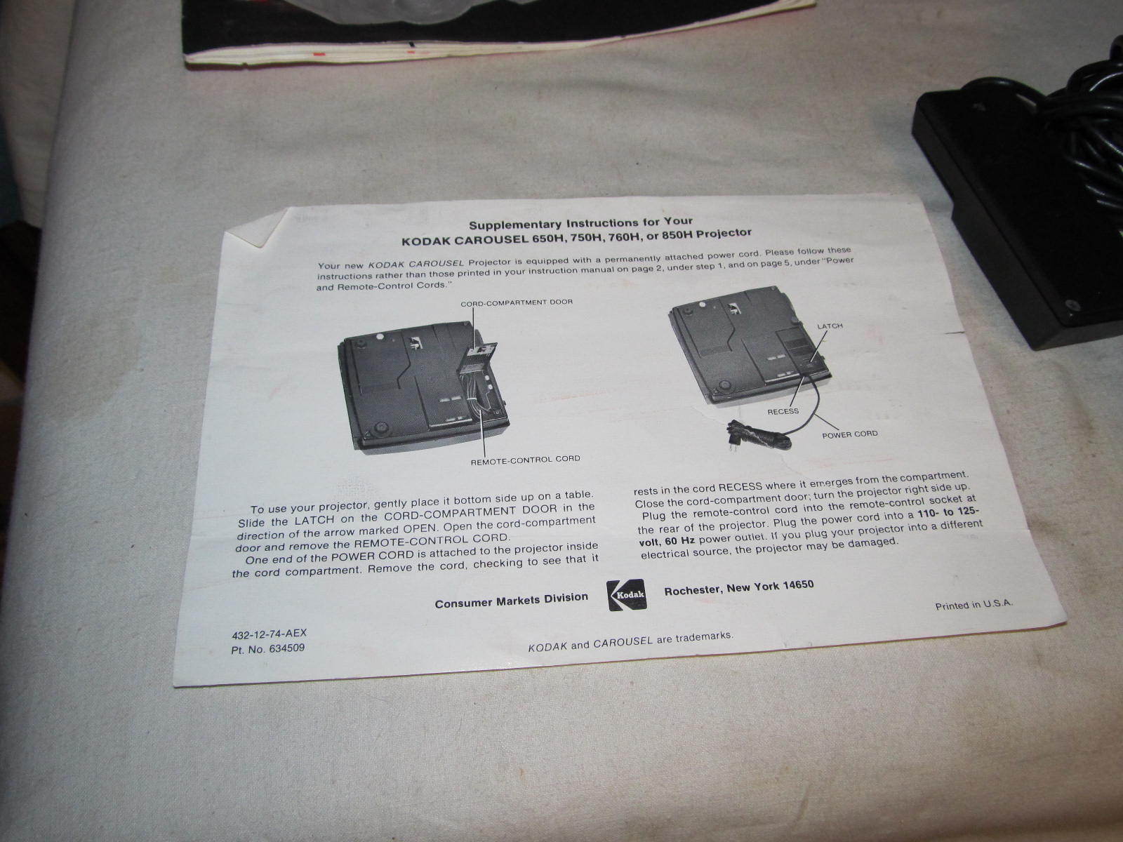 Vtg KODAK Slide Projector Wired Remote/750H Manual/Ektanar C 102mm Lens J0064
