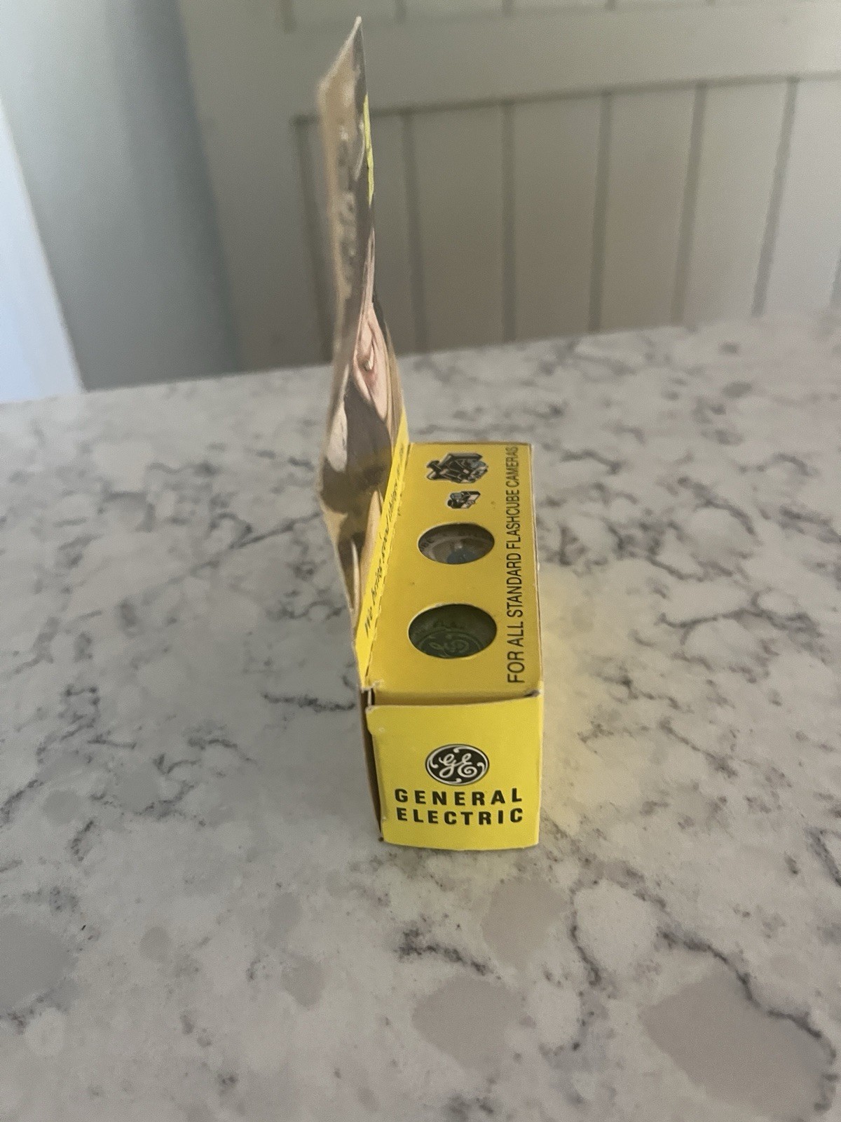 Vintage flash cubes