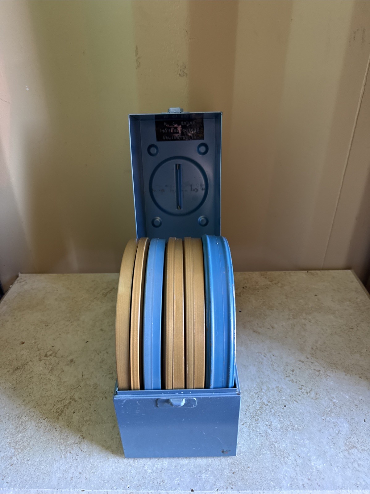 Vintage Compco Film Carrying Case with Reels and Tins Blue & Gold 7.875×7.5×4.4”