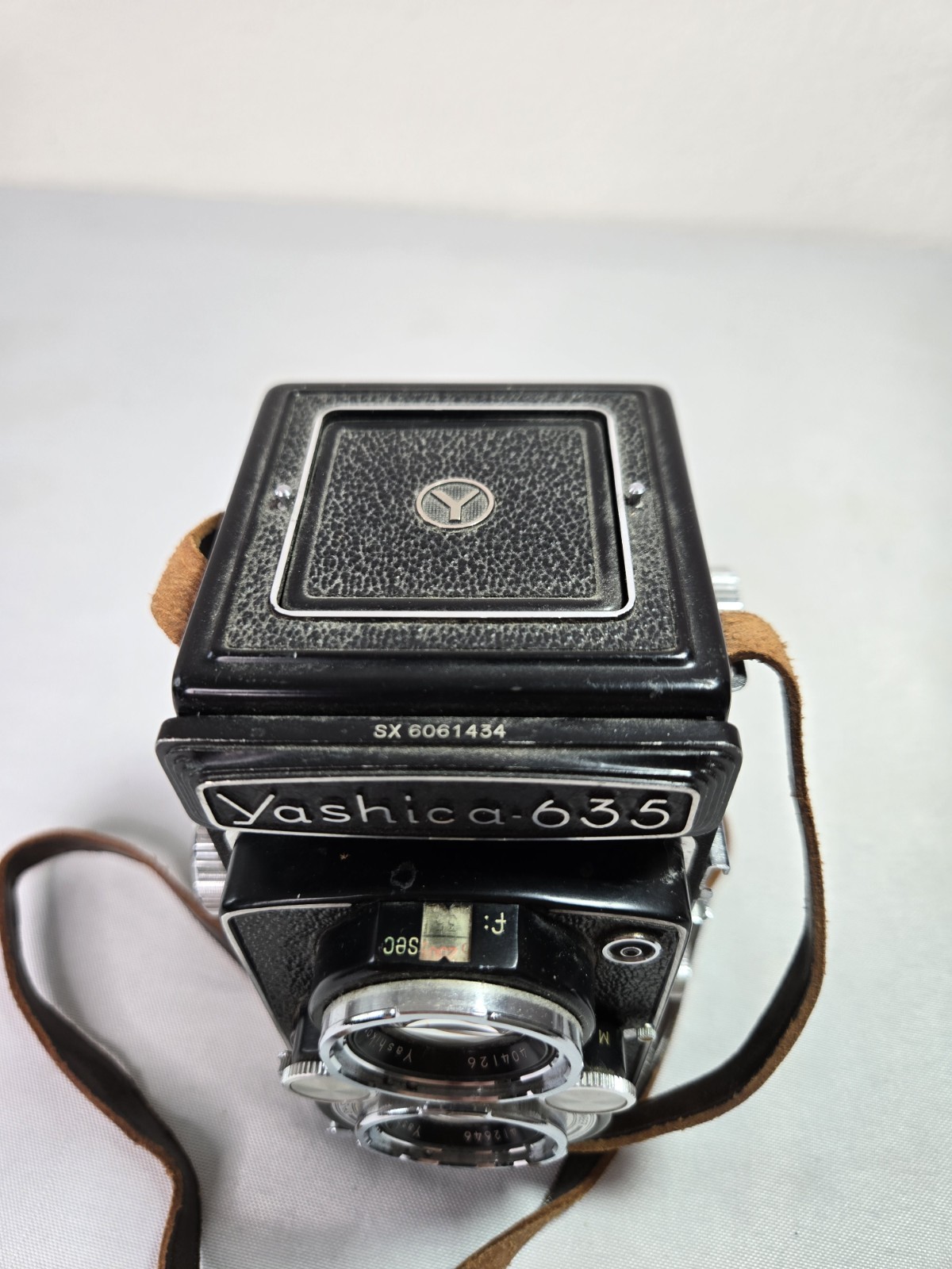 Vintage Yashica-635 TLR Film Camera 80mm f/3.5 Copal-MXV 120/35mm Dual Format