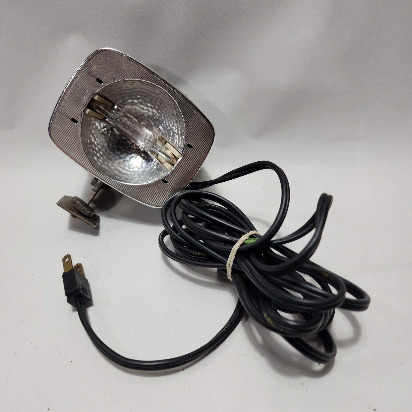 Vintage KODAK Sun Gun Movie Light Model 2 Tested Working Lights Up Great Bright