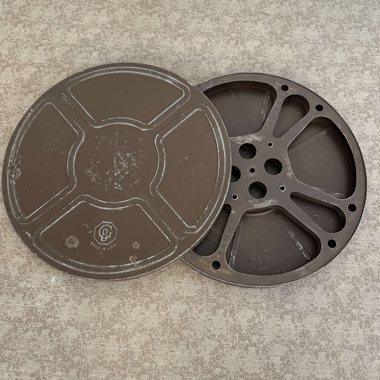 Vintage Goldberg Bros. Metal Film Reel & Canister 16mm 13 3/4” 1600 ft