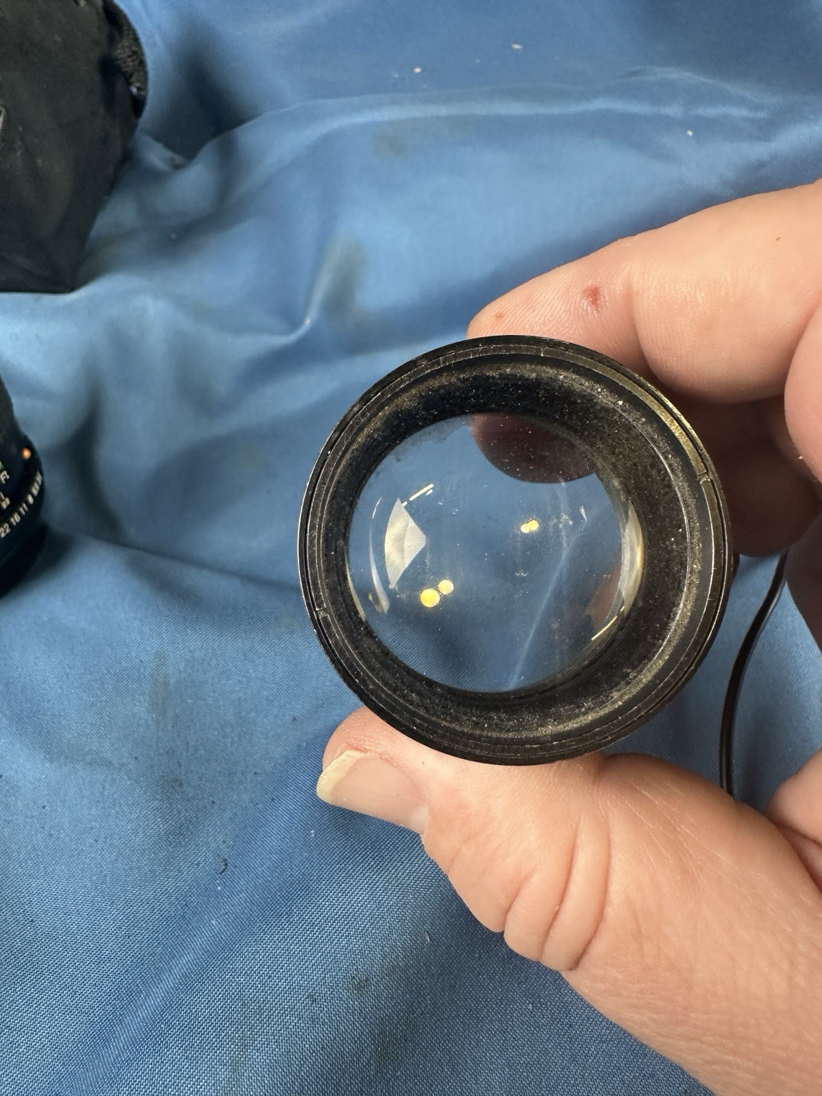 Vintage Lot Of 3 Camera Lenses And Vivitar 2500 Thruster Zoom Flash W A Bag Case