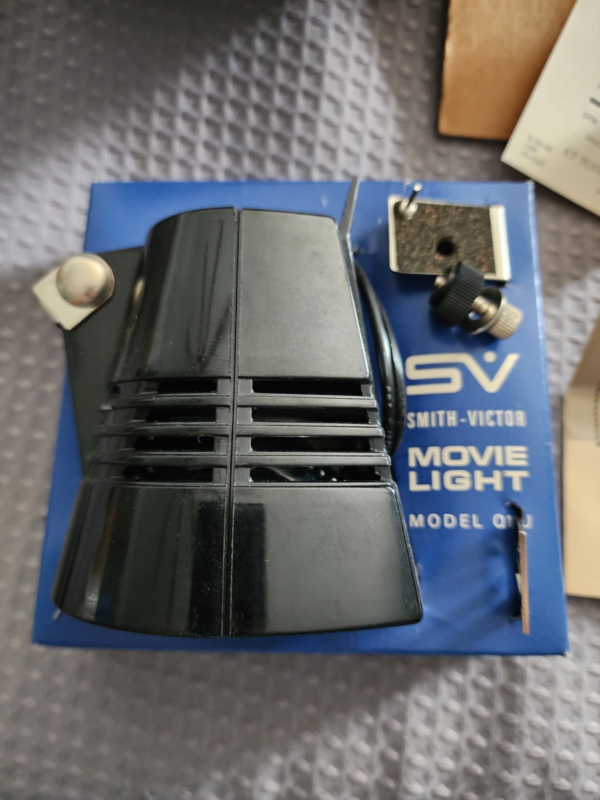 VINTAGE SMITH VICTOR MOVIE LIGHT FOR SUPER 8 CAMERAS MODEL Q1U