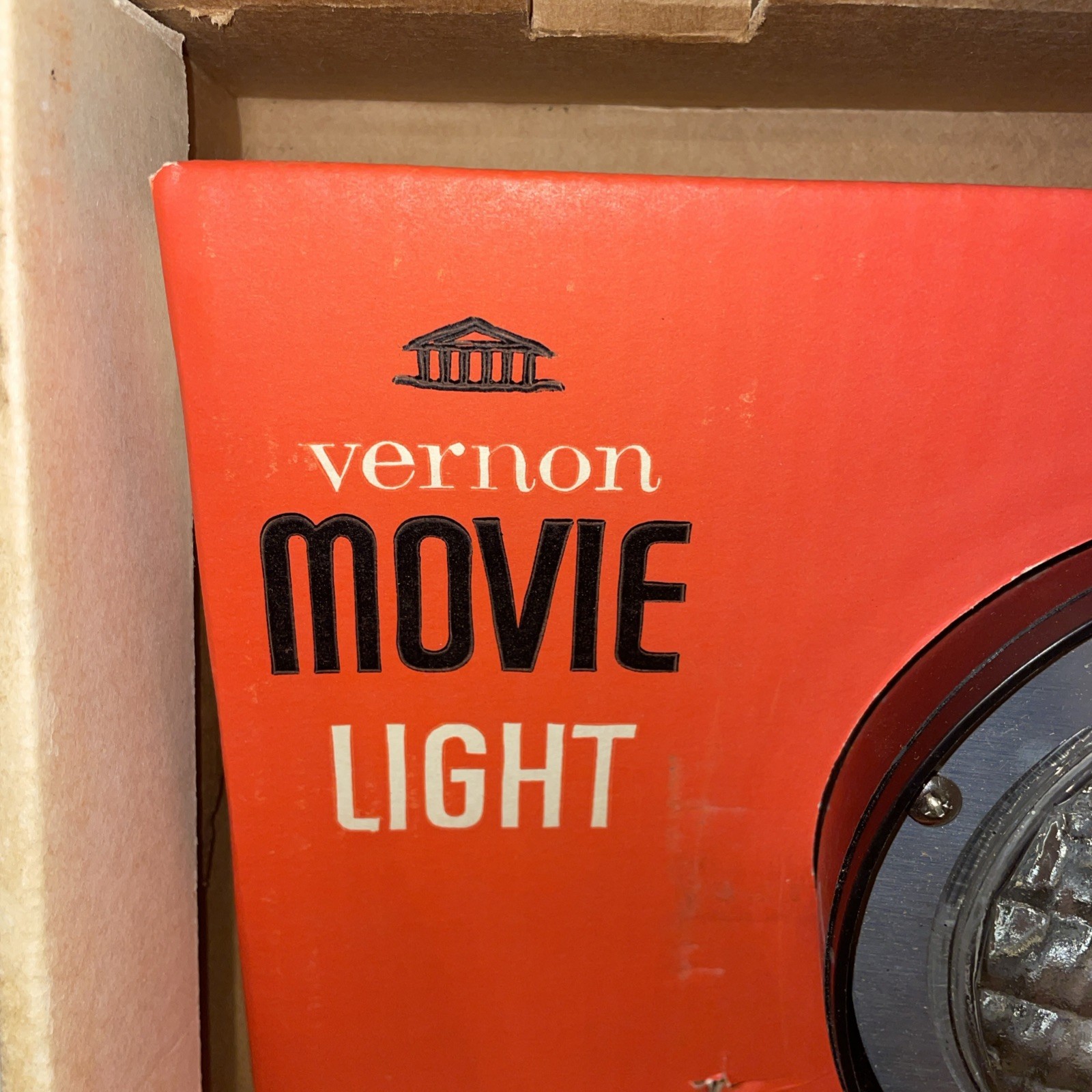 Vintage Vernon ML6 Movie Camera Light Tested