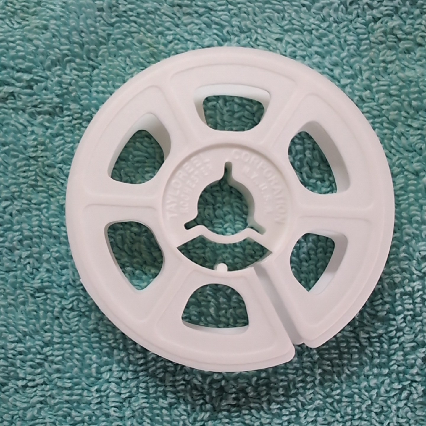 NEW Super 8 White Plastic Film Reels 3″ 50 ft Tayloreel SIX PACK