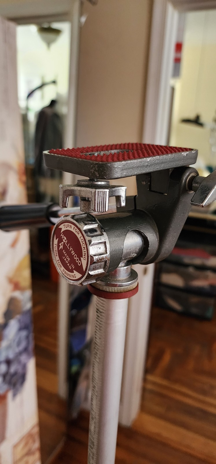 RARE Vintage Hollywood Tripod ACME-LITE (Japan) | Red Dial | Crank Lift | Studio