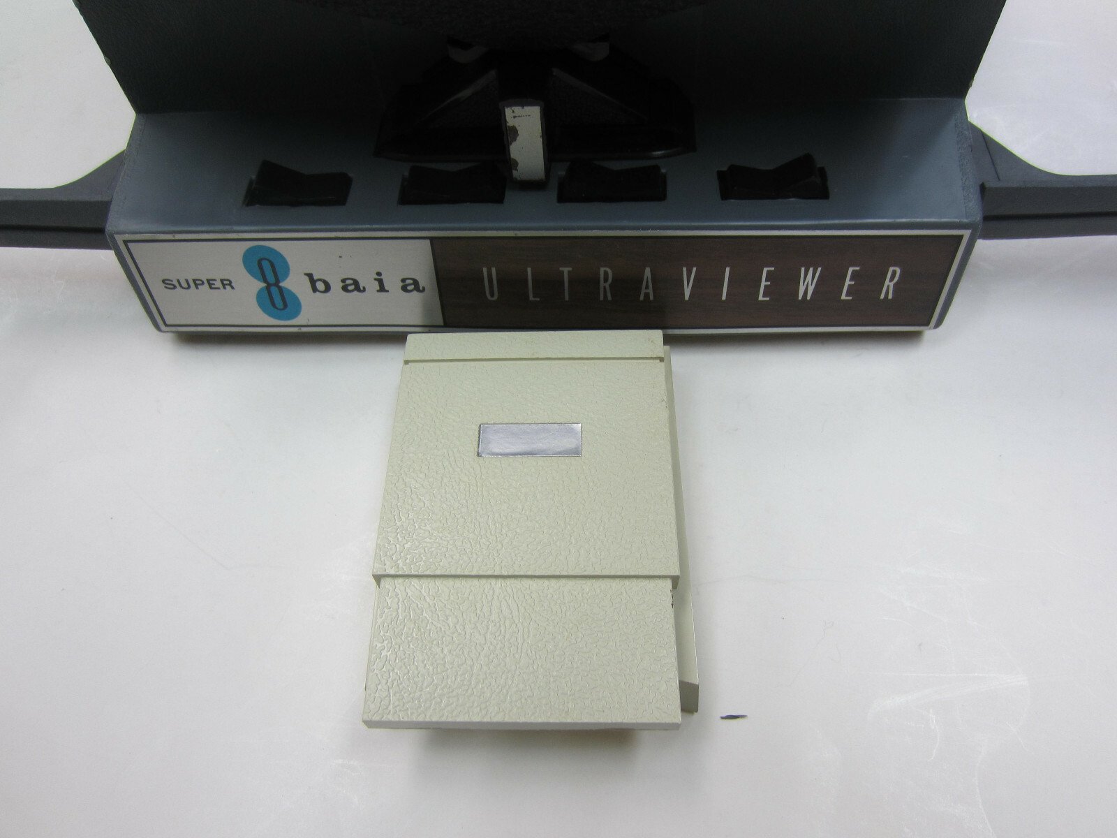 Vintage Baia Ultraviewer Super 8 Edition