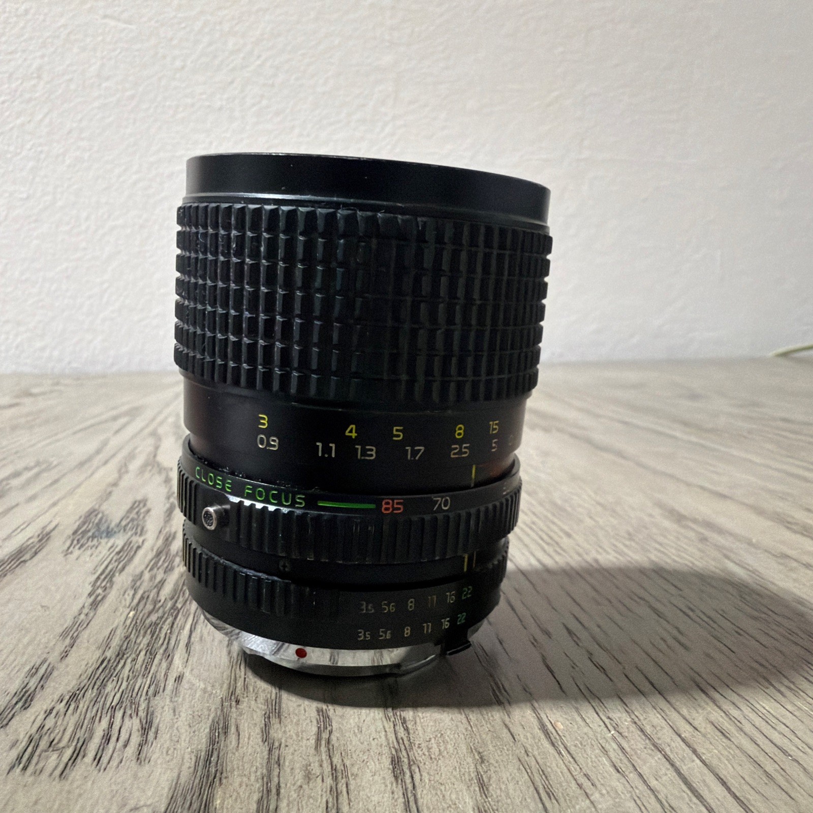 Tokina AT-X 1:3.5-4.5 28-85mm Nikon F Mount Camera Lens