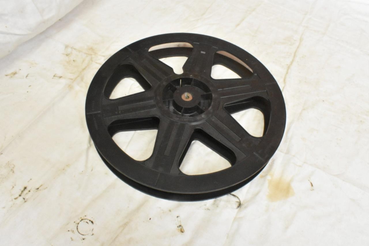 Lot of 4 Vintage 35 mm Movie Theater Film Reel Plastic 14.5″ Plio Magic