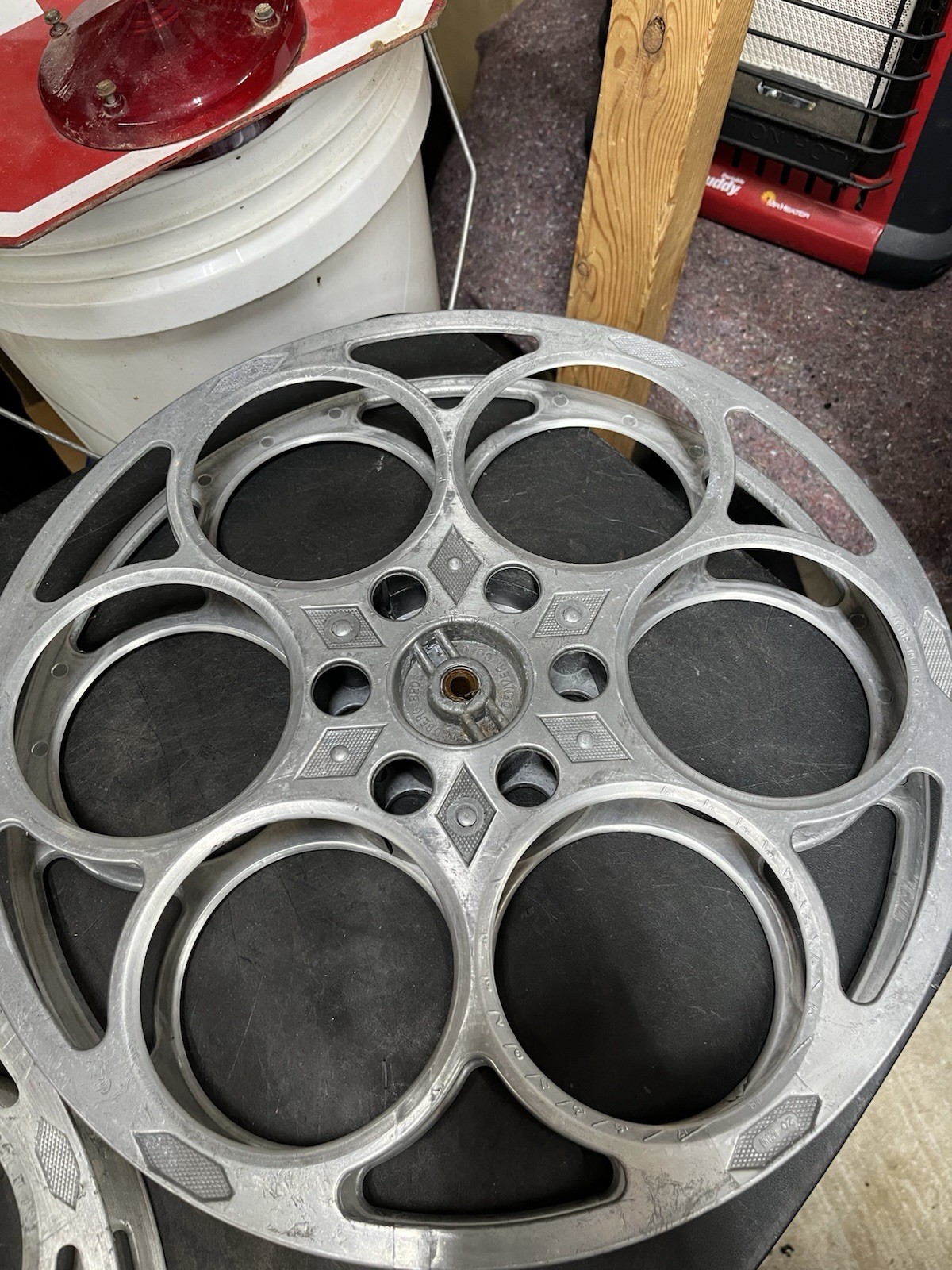 Set of 2 Vintage Goldberg Bros 15″ 35mm Cast Aluminum Movie Film 6 Hole Reels