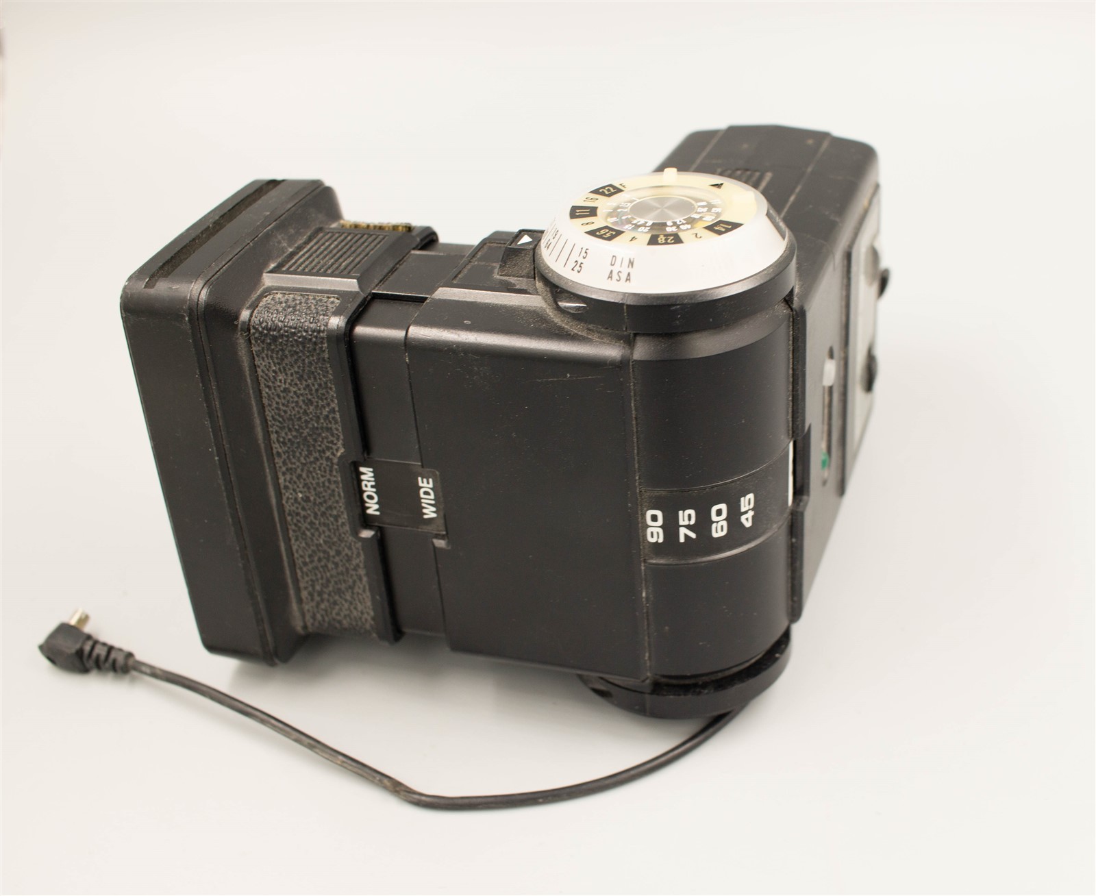 Vivitar Zoom Thyristor 285 Camera Flash (Untested, parts or repair)