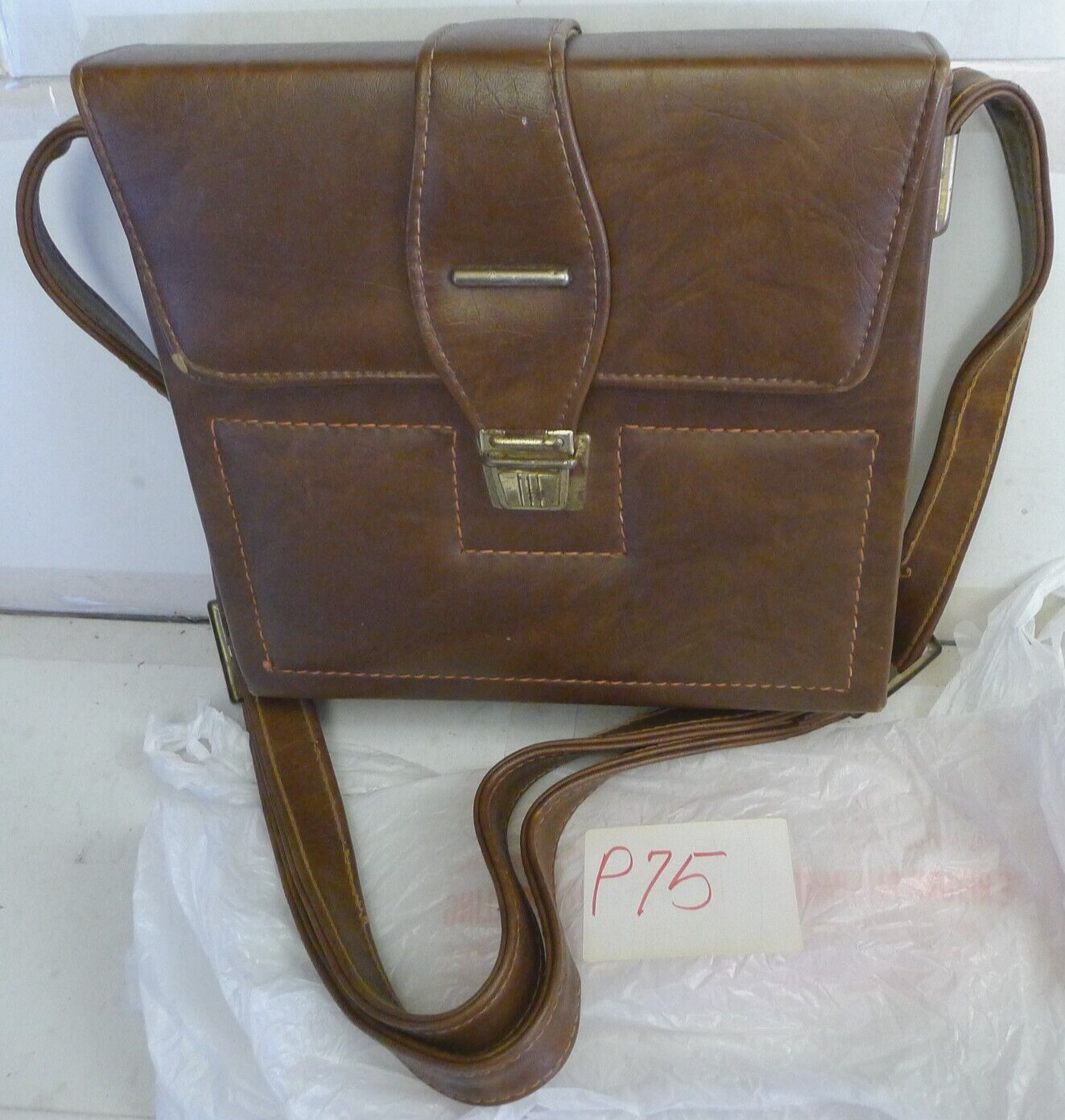 Camera Compartment Tan Case for Polaroid Folding SX-70 Camera & Accessories P75