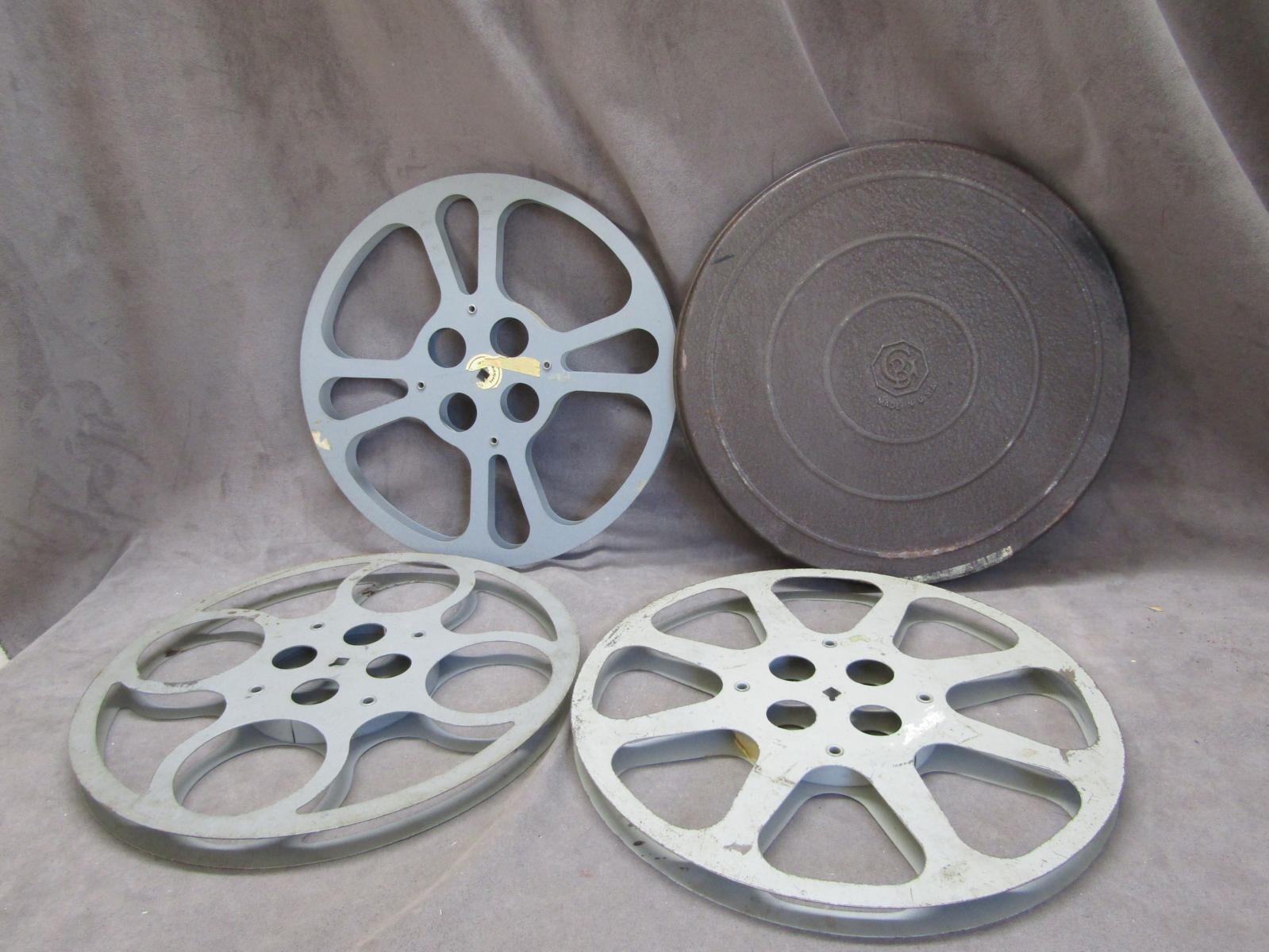 3 Vintage Metal 16mm Movie Film Reels & 1 Can – 12″ 1220 FT – Empty rs