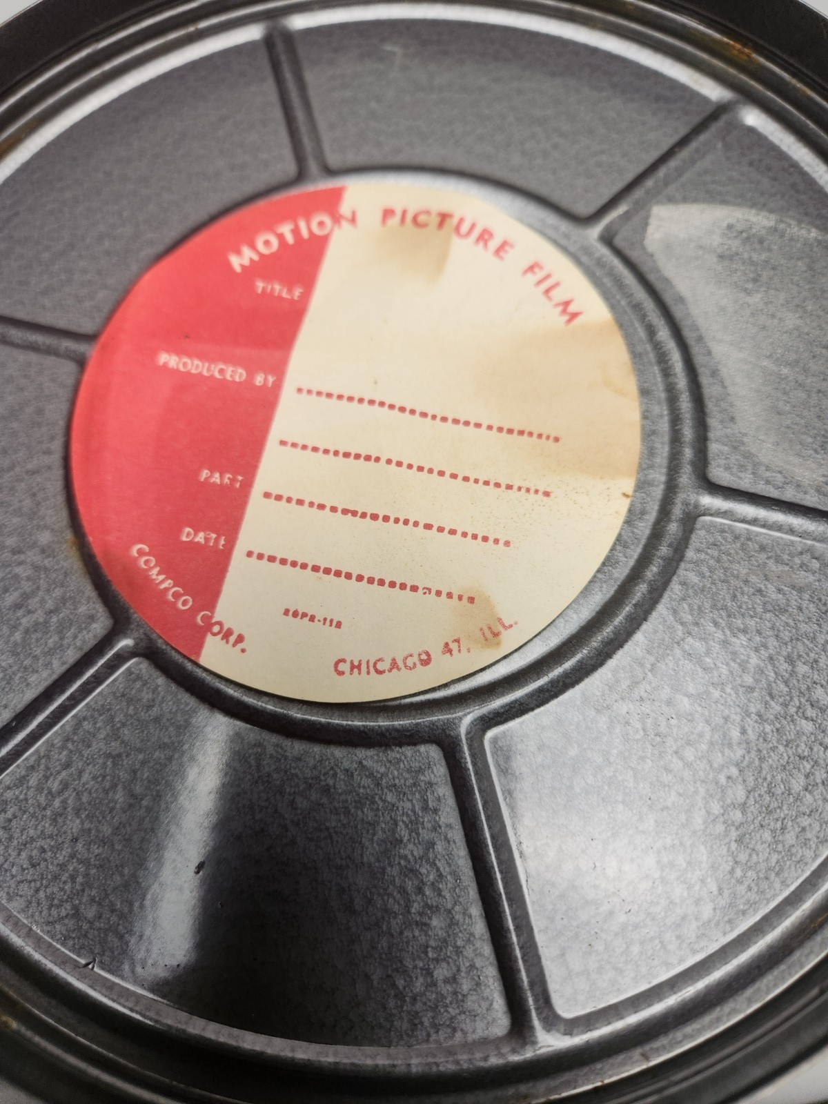 Vintage Compco Corp 7″ 8mm 16mm Metal Film Reel & Storage Can USA Motion Picture