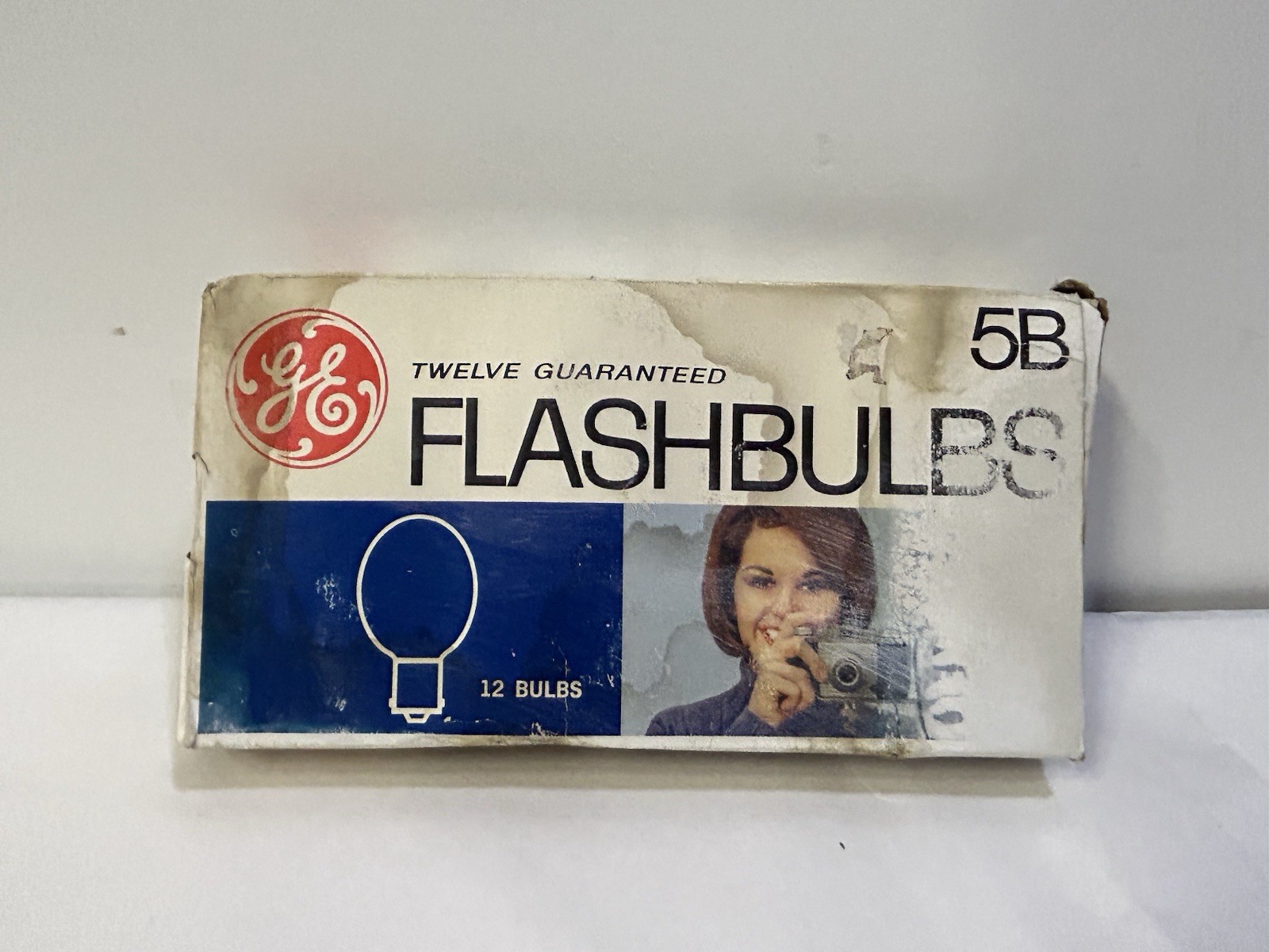 Vintage GE Flashbulbs Size 5B Blue 12 Bulbs in Original Box Camera Flash