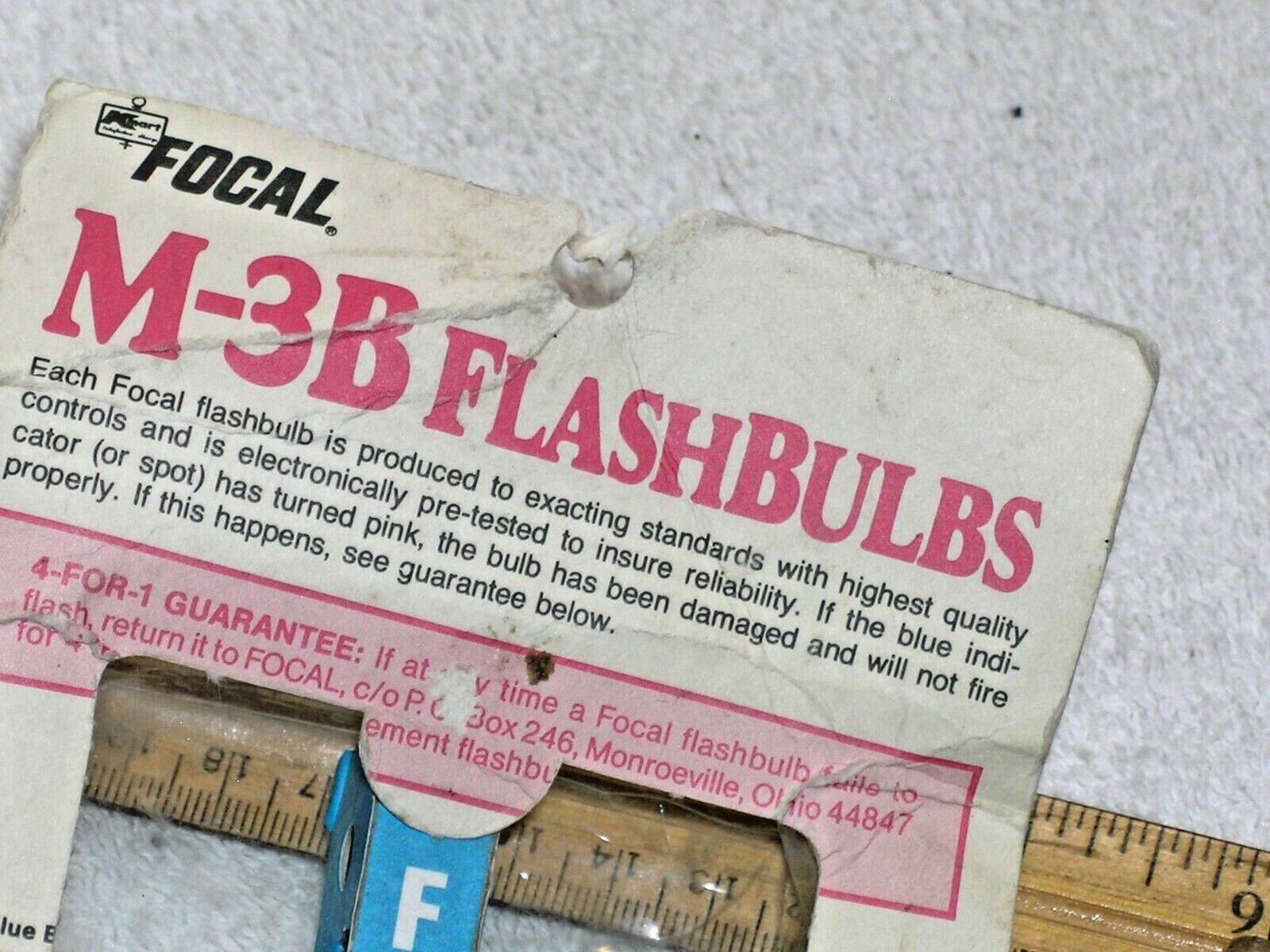 Vintage camera flash bulbs M3B x 8 and four (4) complete flip flash cube sets