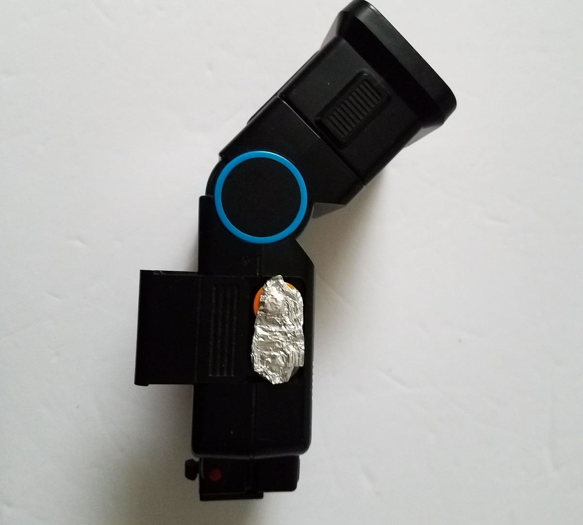 VIVITAR 2500 Zoom THYRISTOR Flash Bounce Auto Hot Shoe Electronic Camera – ASIS