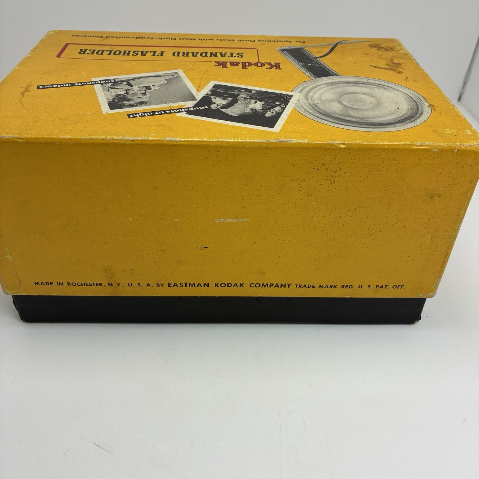 Vintage Kodak Standard Flasholder Lumaclad Reflector Box Camera Flash Kit