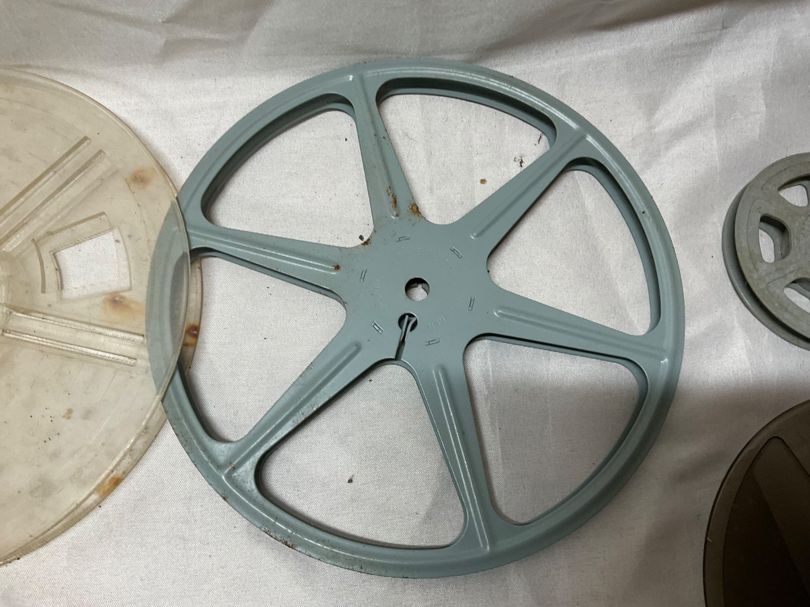 Empty 8mm Film 7″ and 3.”Take Up Reels